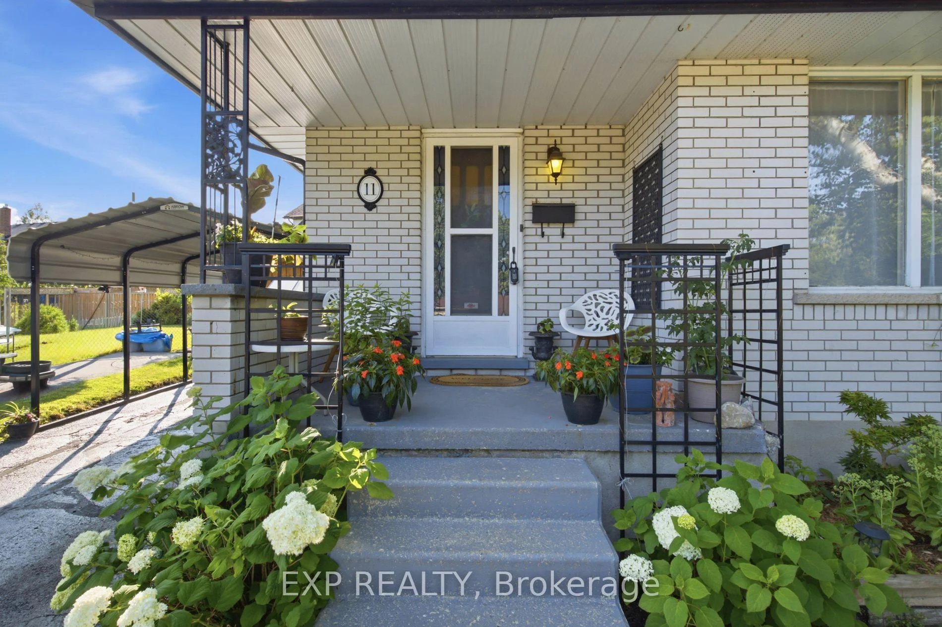 Photo 6 of 11 Summit Crescent, Guelph, Exhibition Park — HOMEH