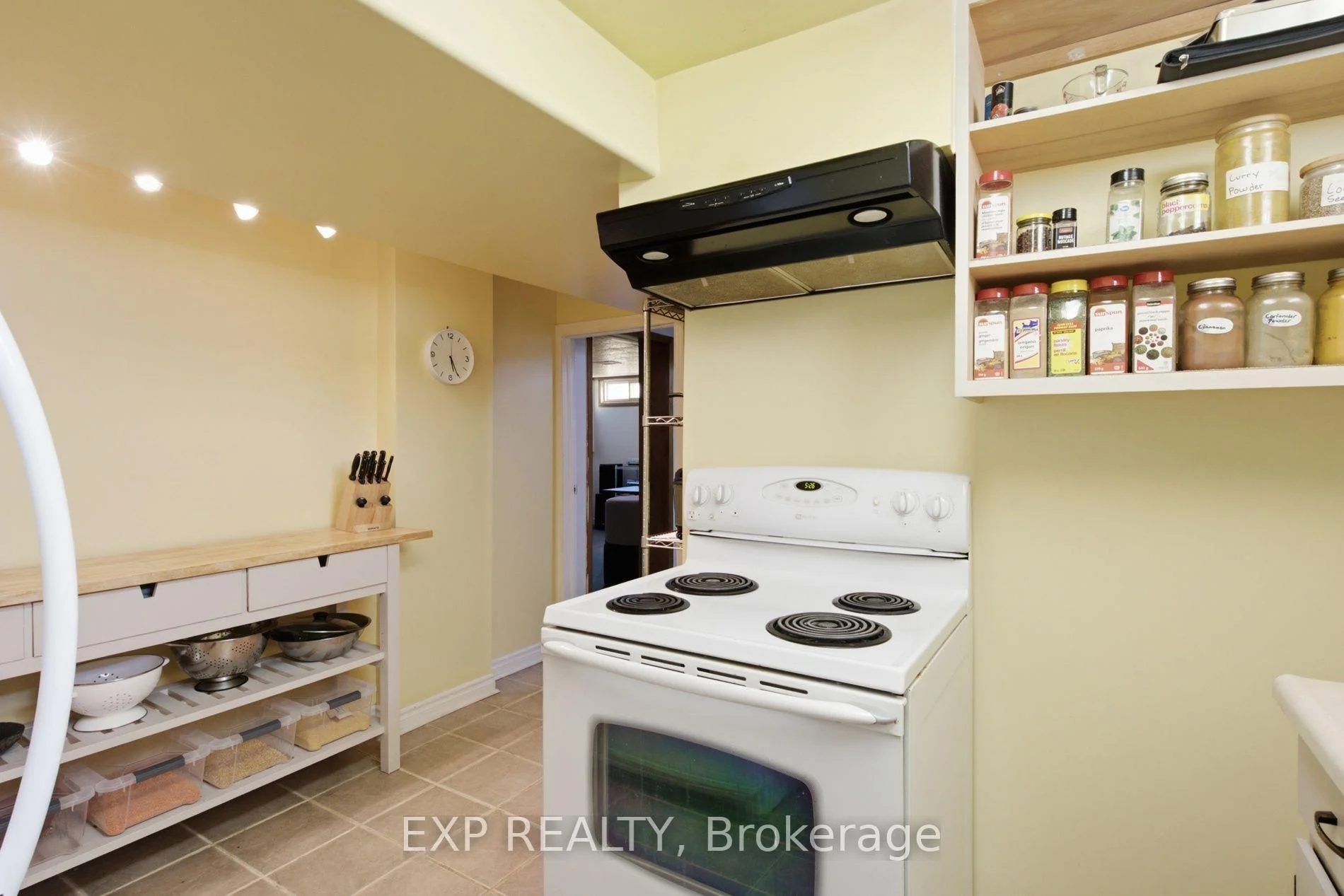 Photo 66 of 11 Summit Crescent, Guelph, Exhibition Park — HOMEH