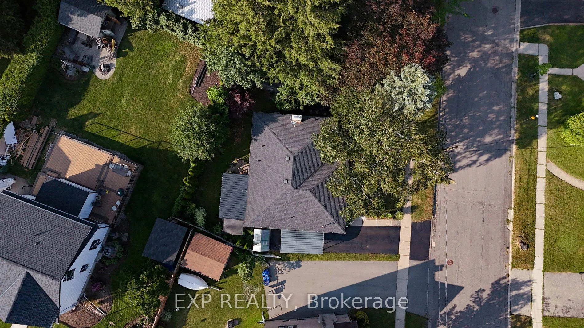 Photo 91 of 11 Summit Crescent, Guelph, Exhibition Park — HOMEH