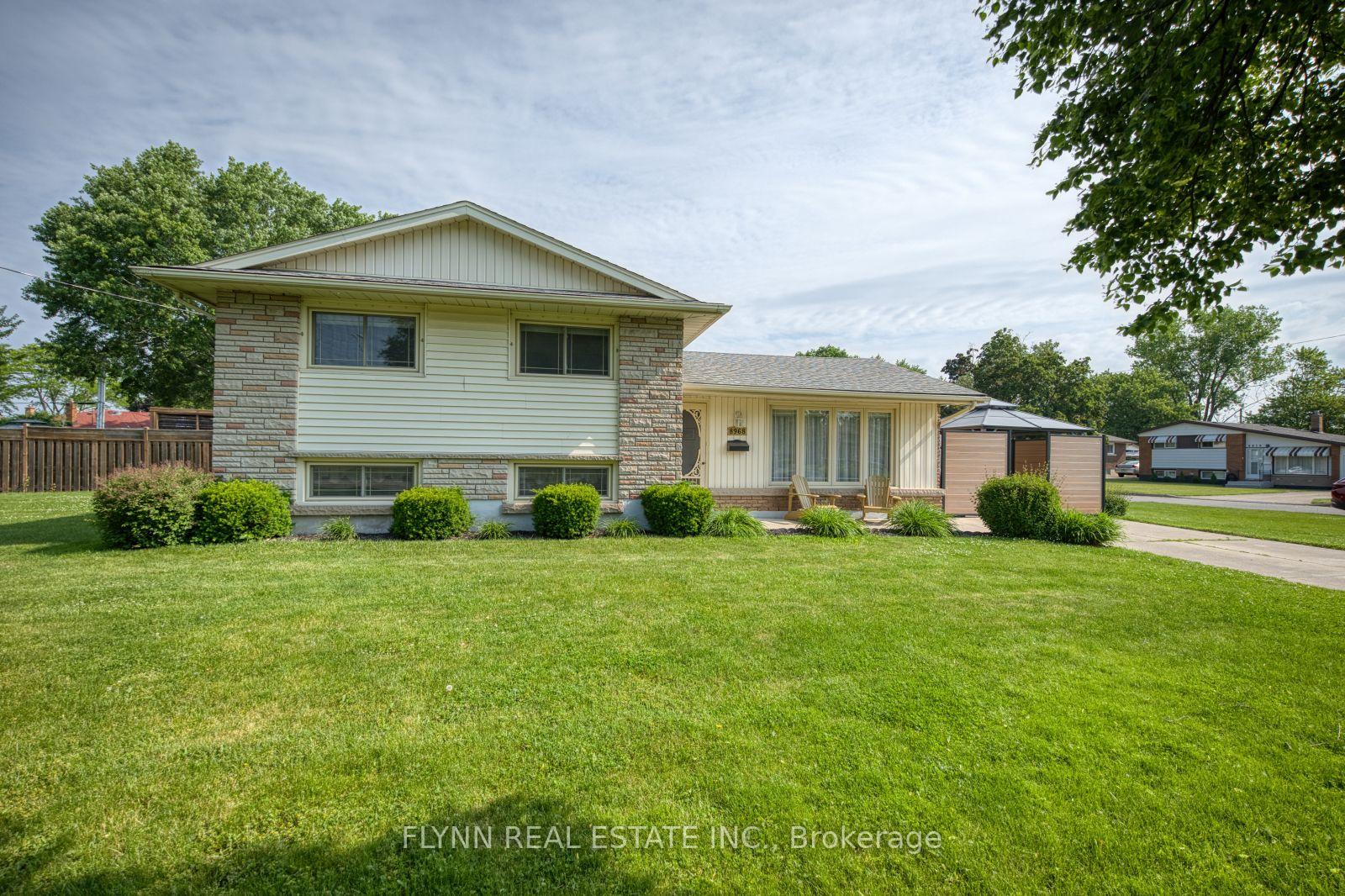 Photo 2 of 8968 Banting Avenue, Niagara Falls, Chippawa — HOMEH