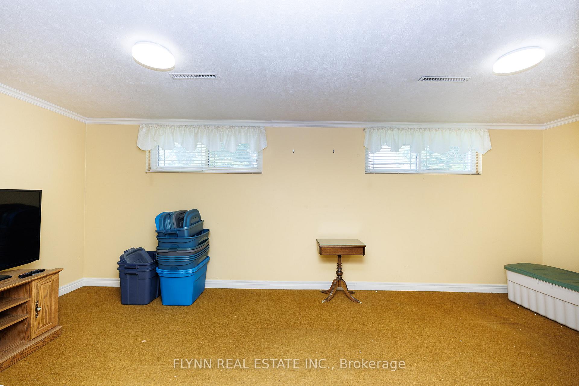 Photo 19 of 8968 Banting Avenue, Niagara Falls, Chippawa — HOMEH