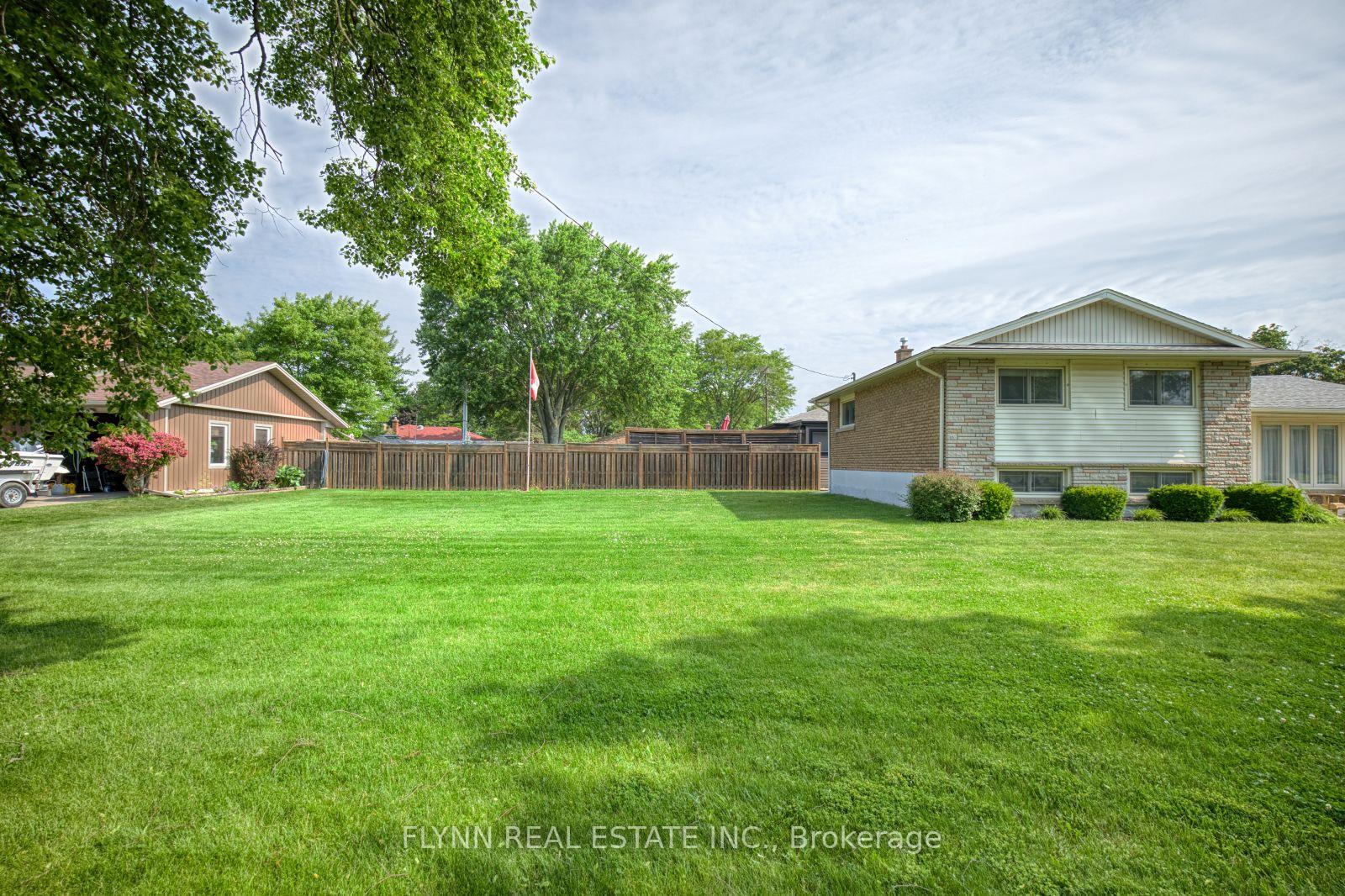 Photo 24 of 8968 Banting Avenue, Niagara Falls, Chippawa — HOMEH