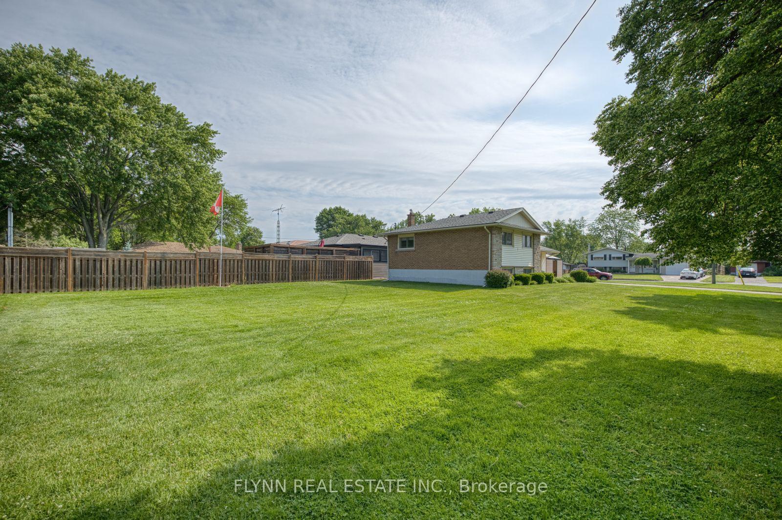 Photo 27 of 8968 Banting Avenue, Niagara Falls, Chippawa — HOMEH