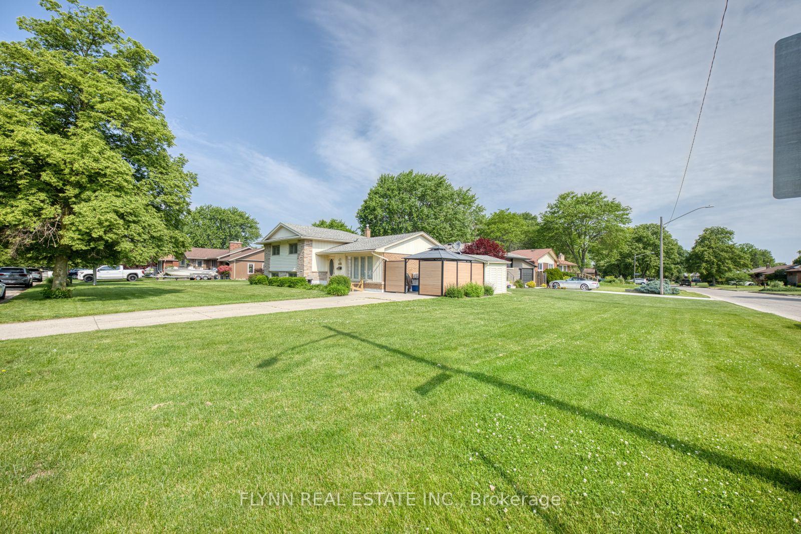 Photo 28 of 8968 Banting Avenue, Niagara Falls, Chippawa — HOMEH