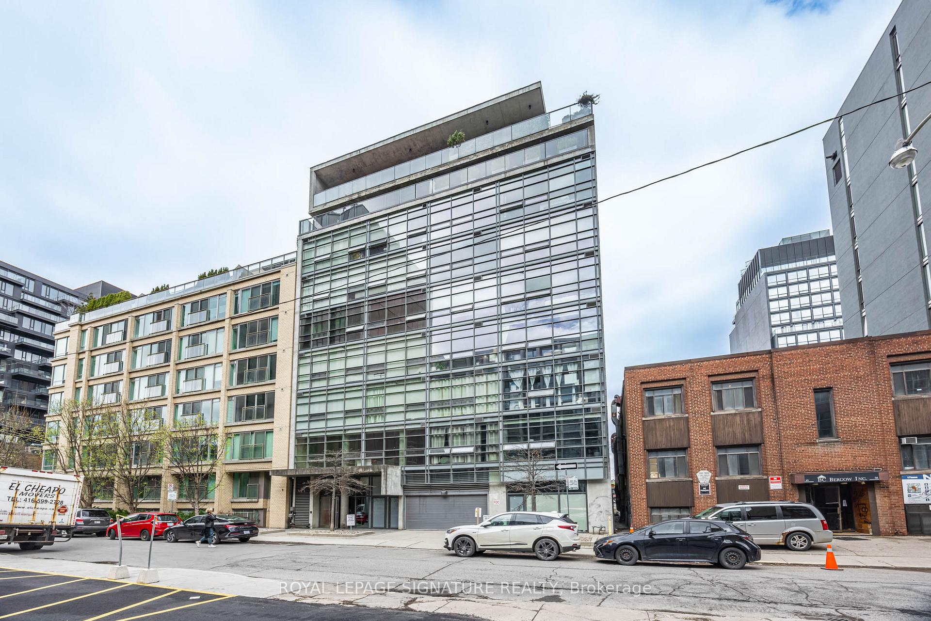 Front of Unit 605, 42 Camden Street