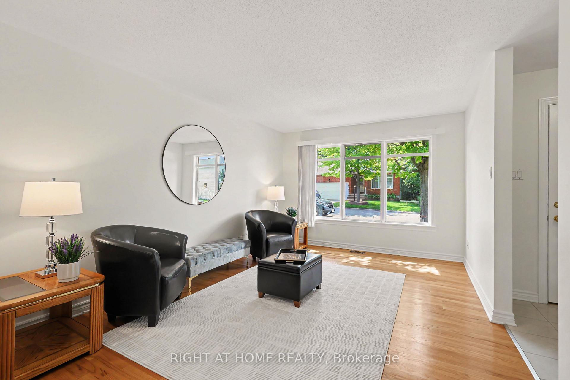 Photo 2 of 54 Fieldcrest Avenue, Ottawa, Barrhaven - Longfields — HOMEH