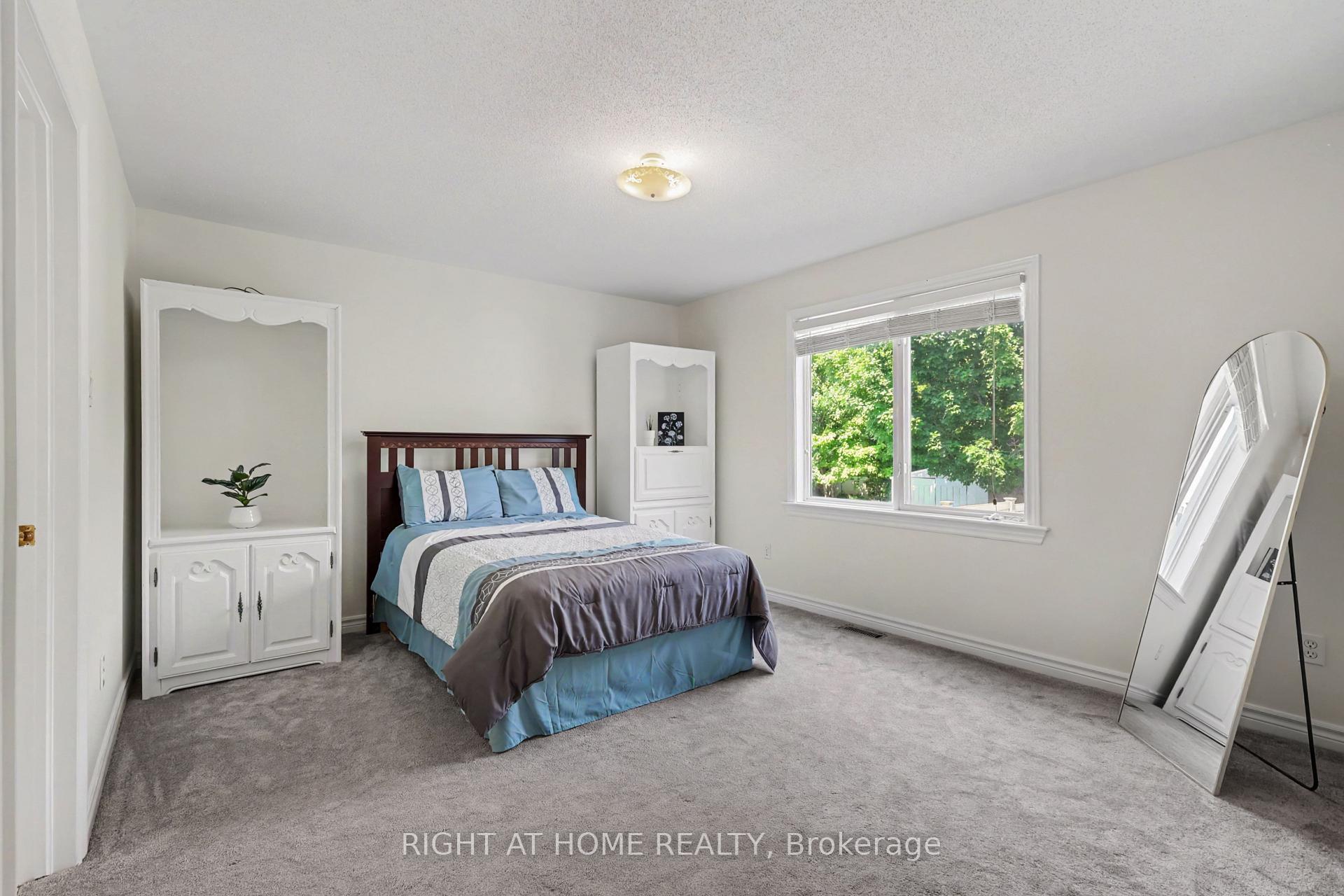 Photo 16 of 54 Fieldcrest Avenue, Ottawa, Barrhaven - Longfields — HOMEH