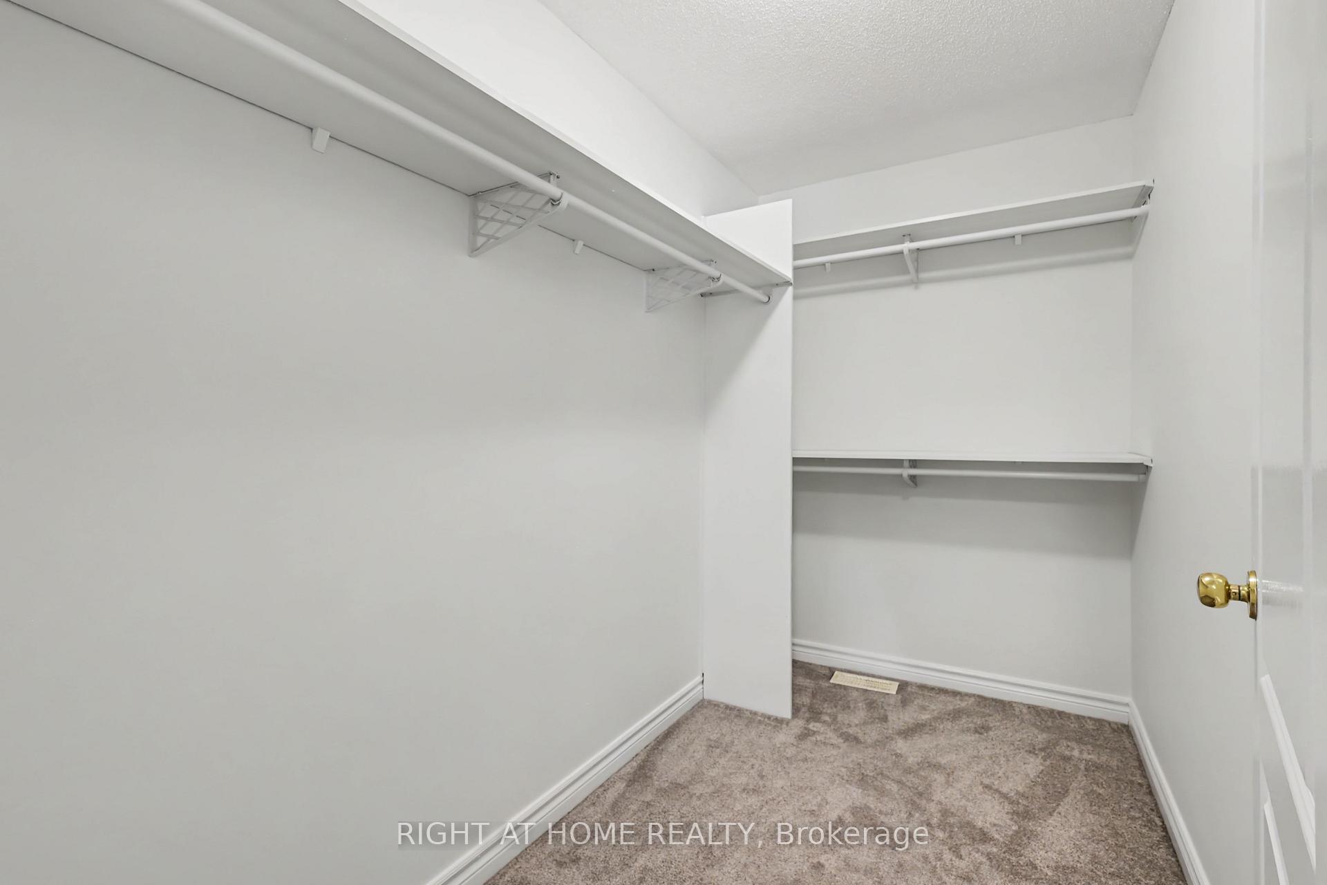 Photo 19 of 54 Fieldcrest Avenue, Ottawa, Barrhaven - Longfields — HOMEH