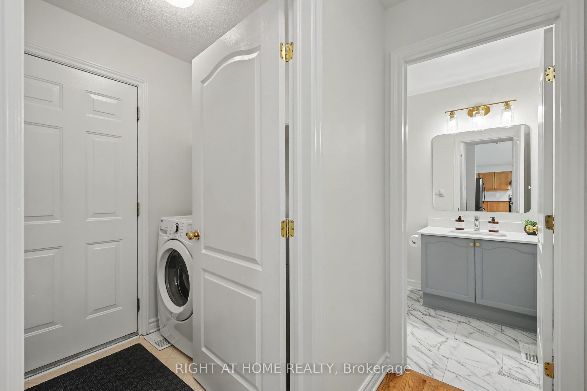 Photo 23 of 54 Fieldcrest Avenue, Ottawa, Barrhaven - Longfields — HOMEH