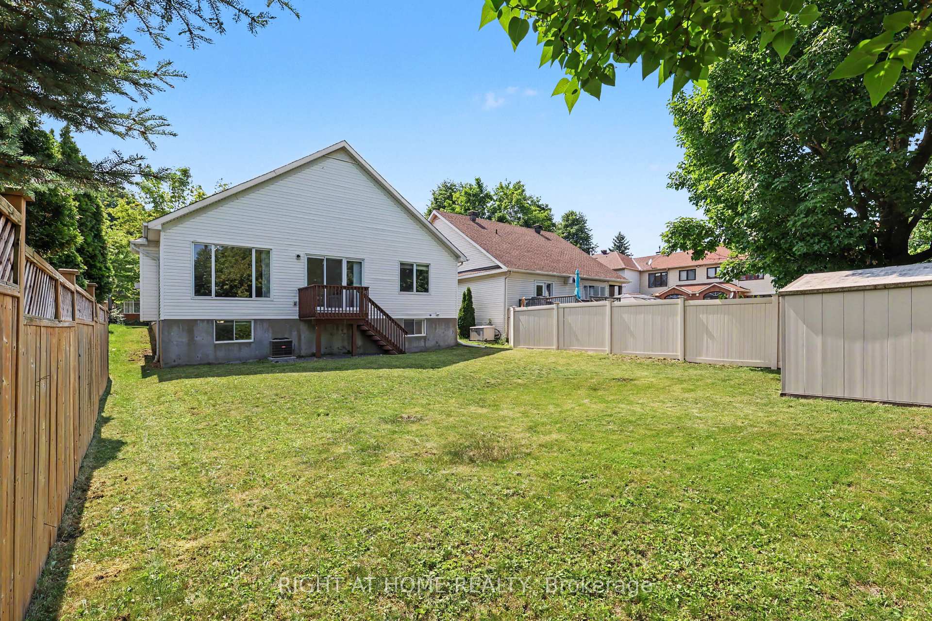 Photo 32 of 54 Fieldcrest Avenue, Ottawa, Barrhaven - Longfields — HOMEH