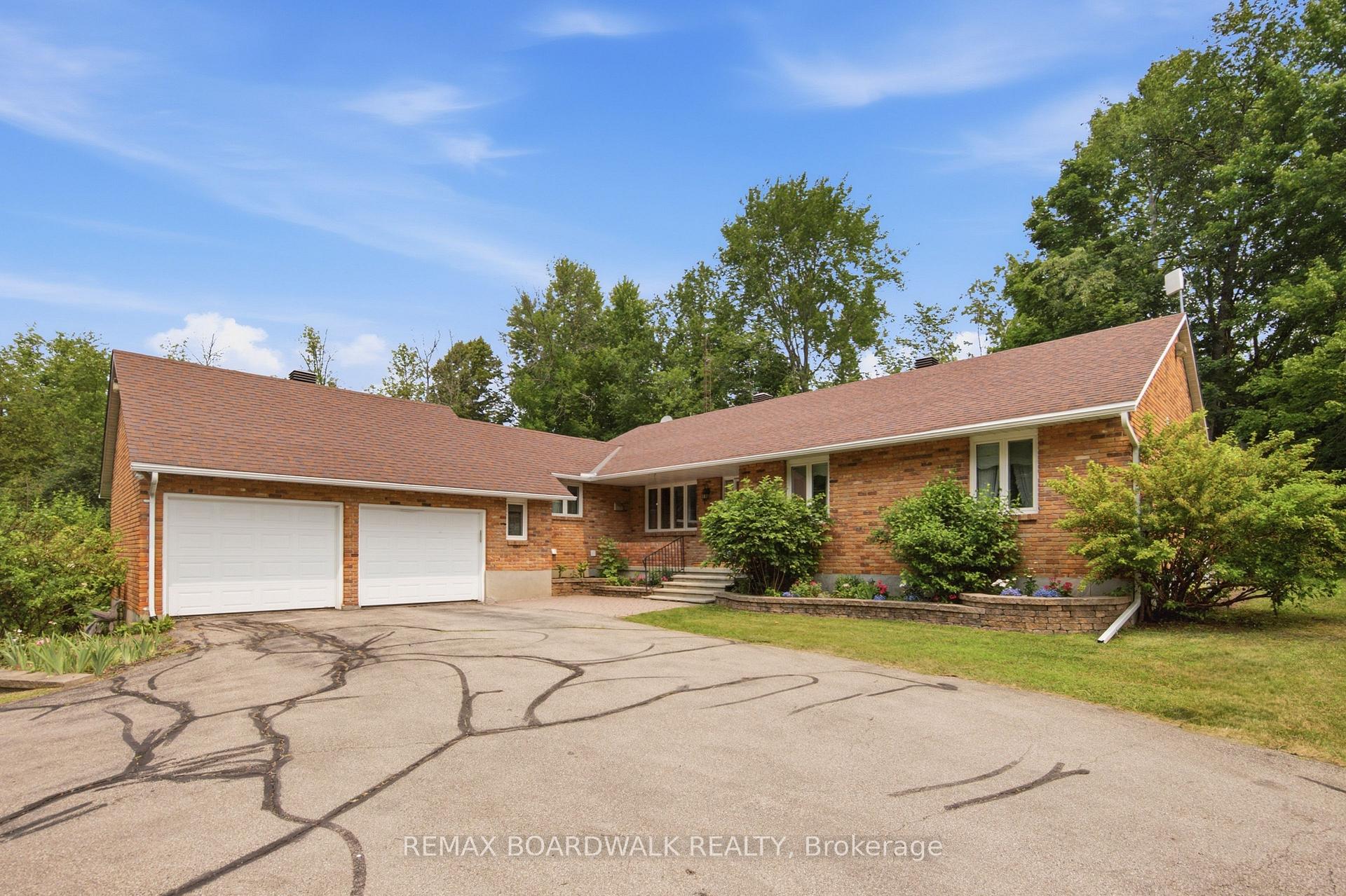 Photo 3 of 398 Mccann Road, Beckwith, Beckwith Twp — HOMEH