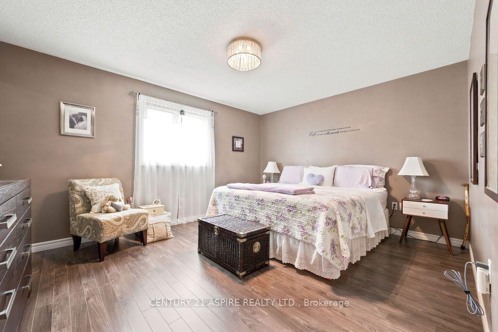 Photo 18 of 3 Highland Park Drive, Petawawa, Petawawa — HOMEH