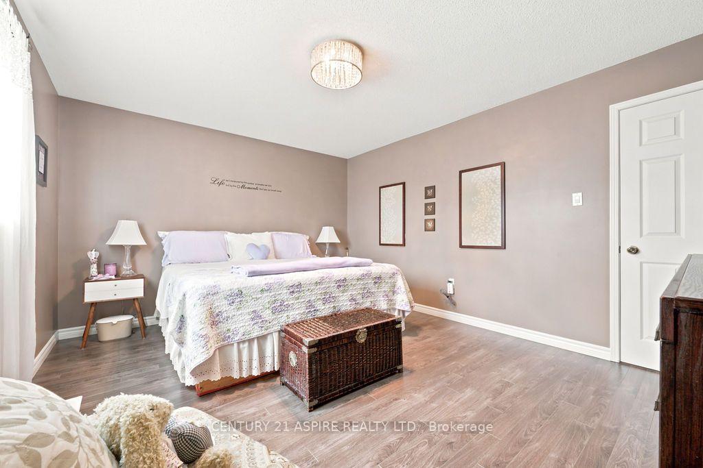 Photo 19 of 3 Highland Park Drive, Petawawa, Petawawa — HOMEH