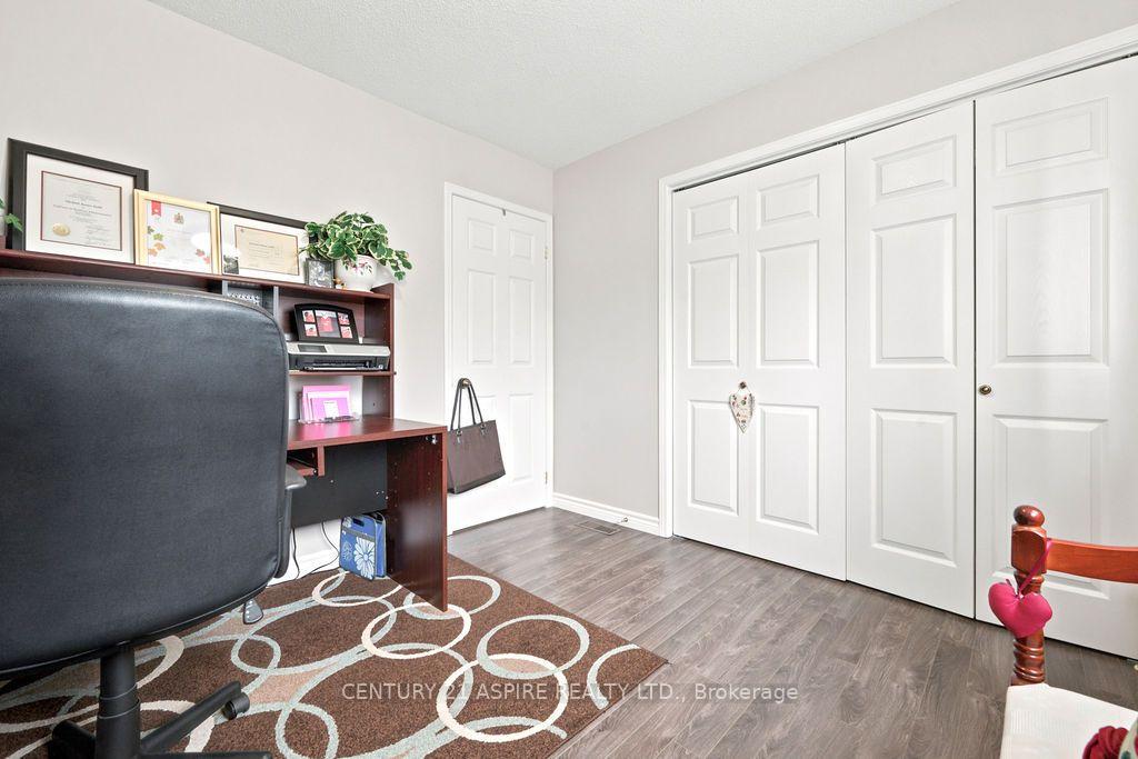 Photo 26 of 3 Highland Park Drive, Petawawa, Petawawa — HOMEH