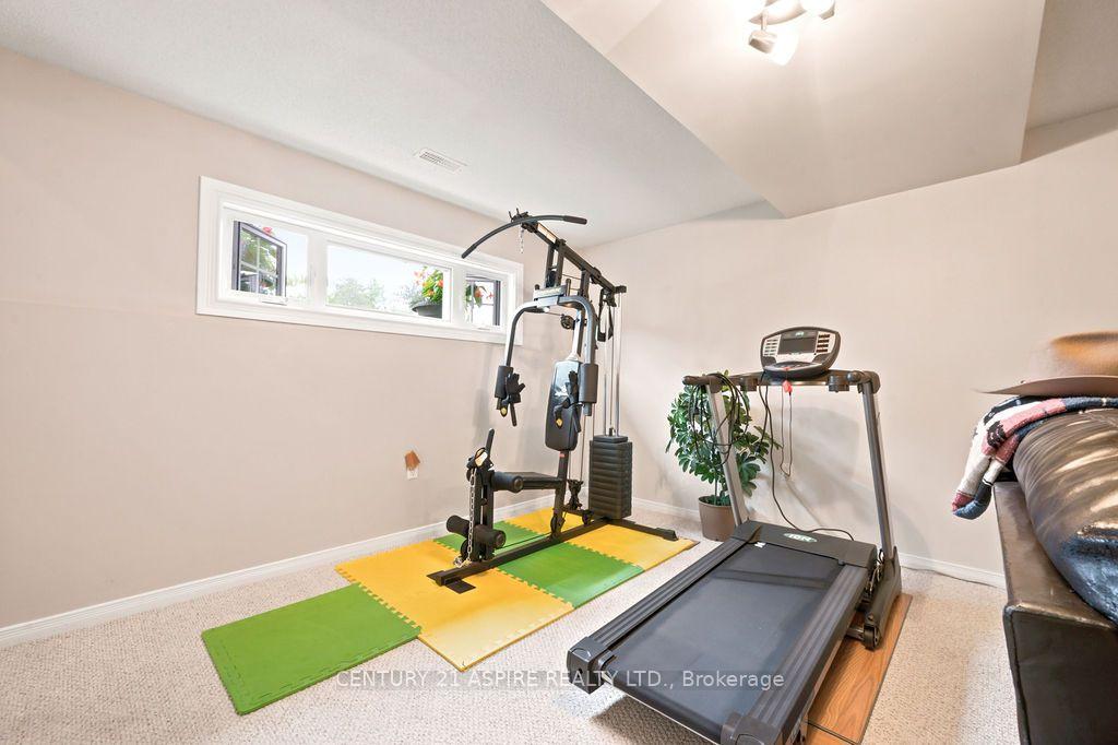 Photo 27 of 3 Highland Park Drive, Petawawa, Petawawa — HOMEH