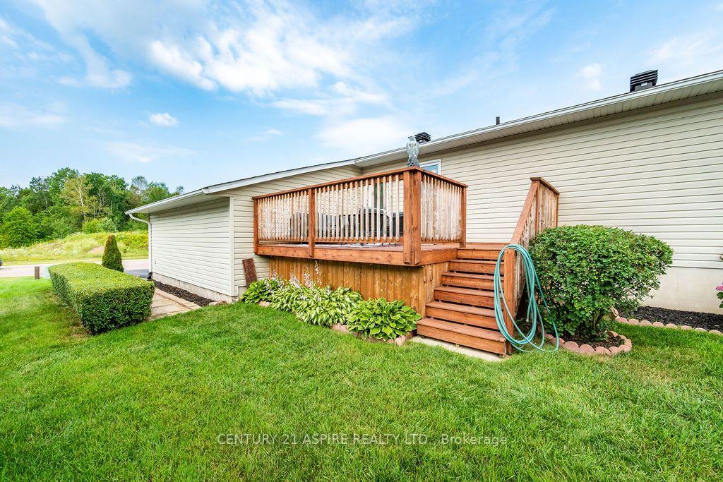 Photo 40 of 3 Highland Park Drive, Petawawa, Petawawa — HOMEH