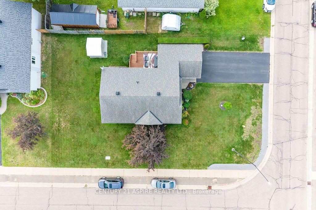 Photo 46 of 3 Highland Park Drive, Petawawa, Petawawa — HOMEH