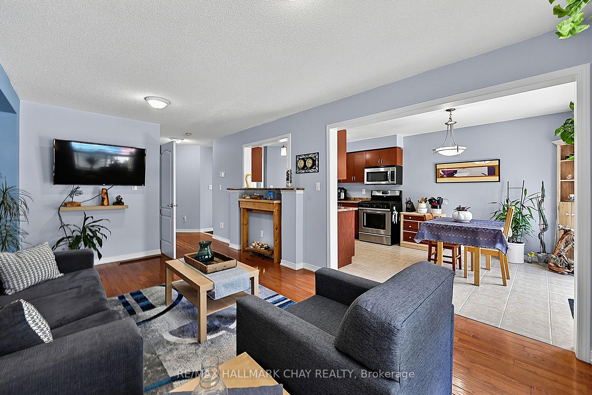 Photo 15 of 1426 Benson Street, Innisfil, Alcona — HOMEH