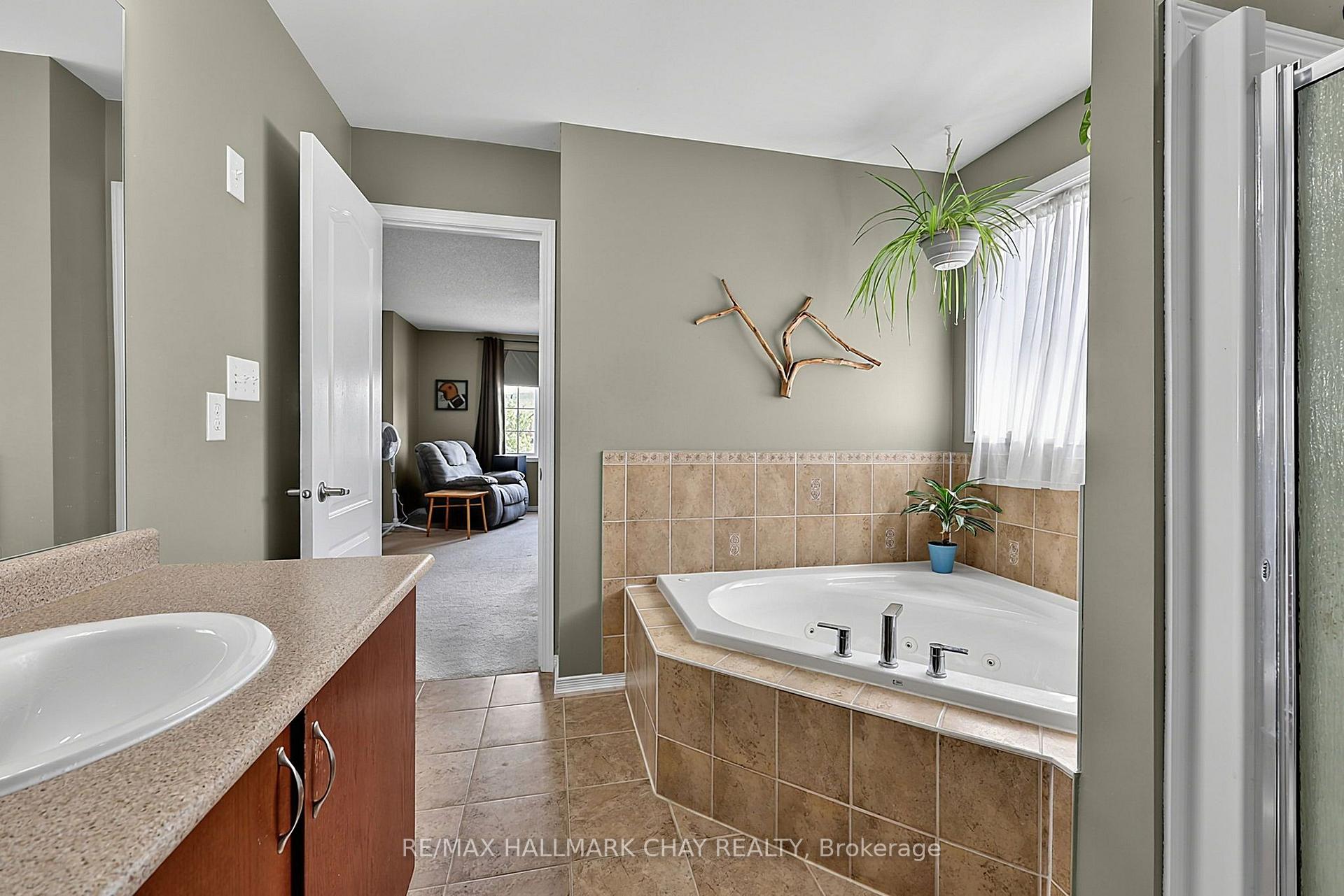 Photo 22 of 1426 Benson Street, Innisfil, Alcona — HOMEH