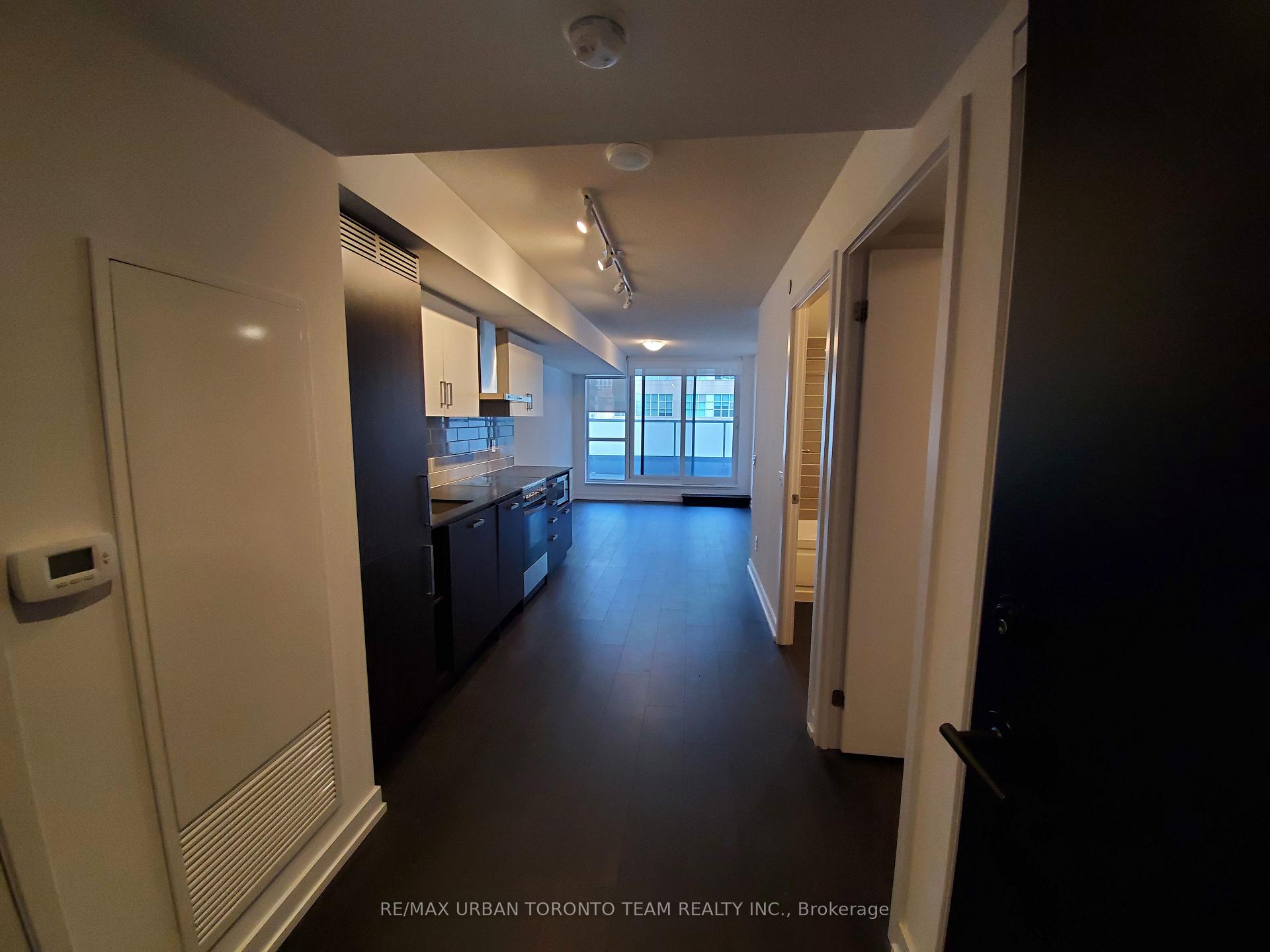 Photo 4 of Unit 308, 125 Redpath Avenue, Toronto, Mount Pleasant East — HOMEH