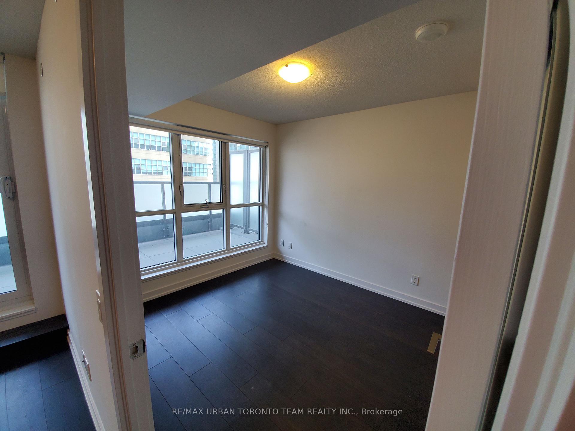 Photo 11 of Unit 308, 125 Redpath Avenue, Toronto, Mount Pleasant East — HOMEH