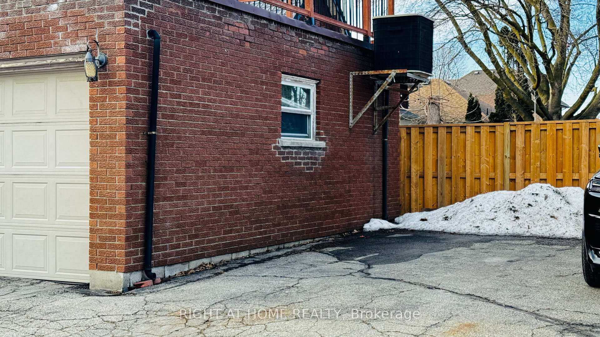 Photo 23 of Unit Back Unit, 346 Ashland Avenue, London, East M — HOMEH