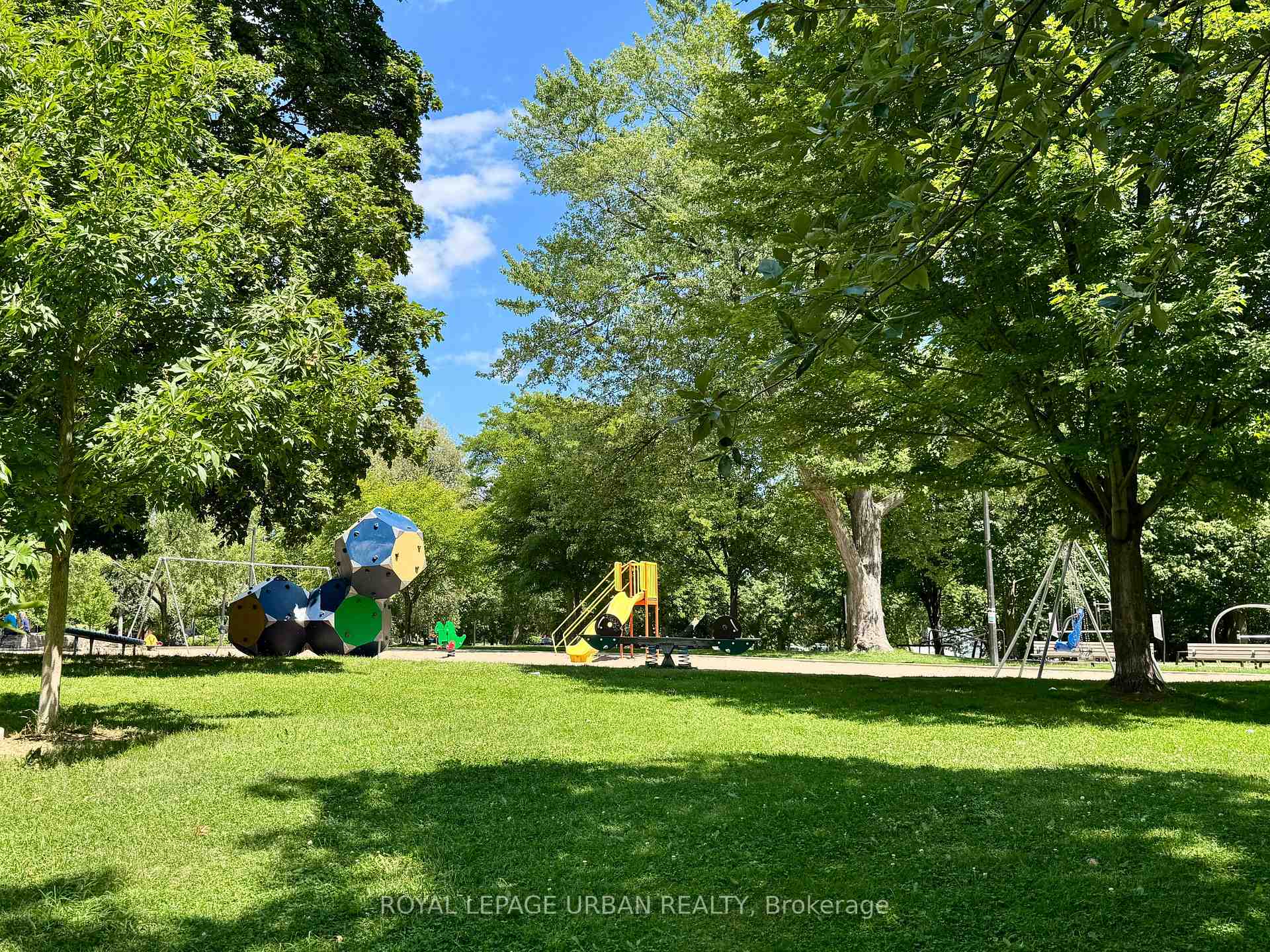 Photo 26 of 24 Cavell Avenue, Toronto, North Riverdale — HOMEH
