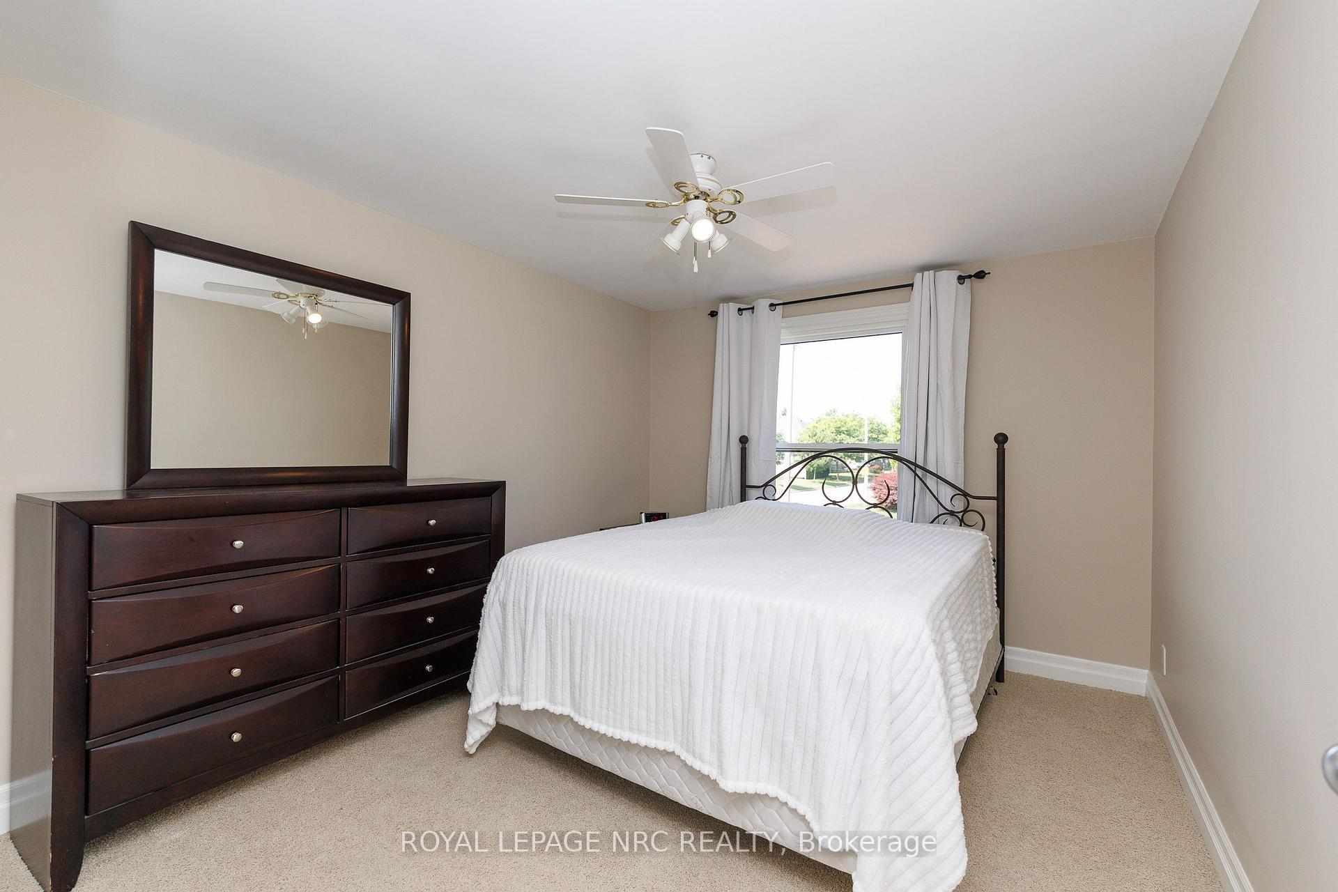 Photo 22 of 12 Willcher Drive, St. Catharines, Lakeshore — HOMEH