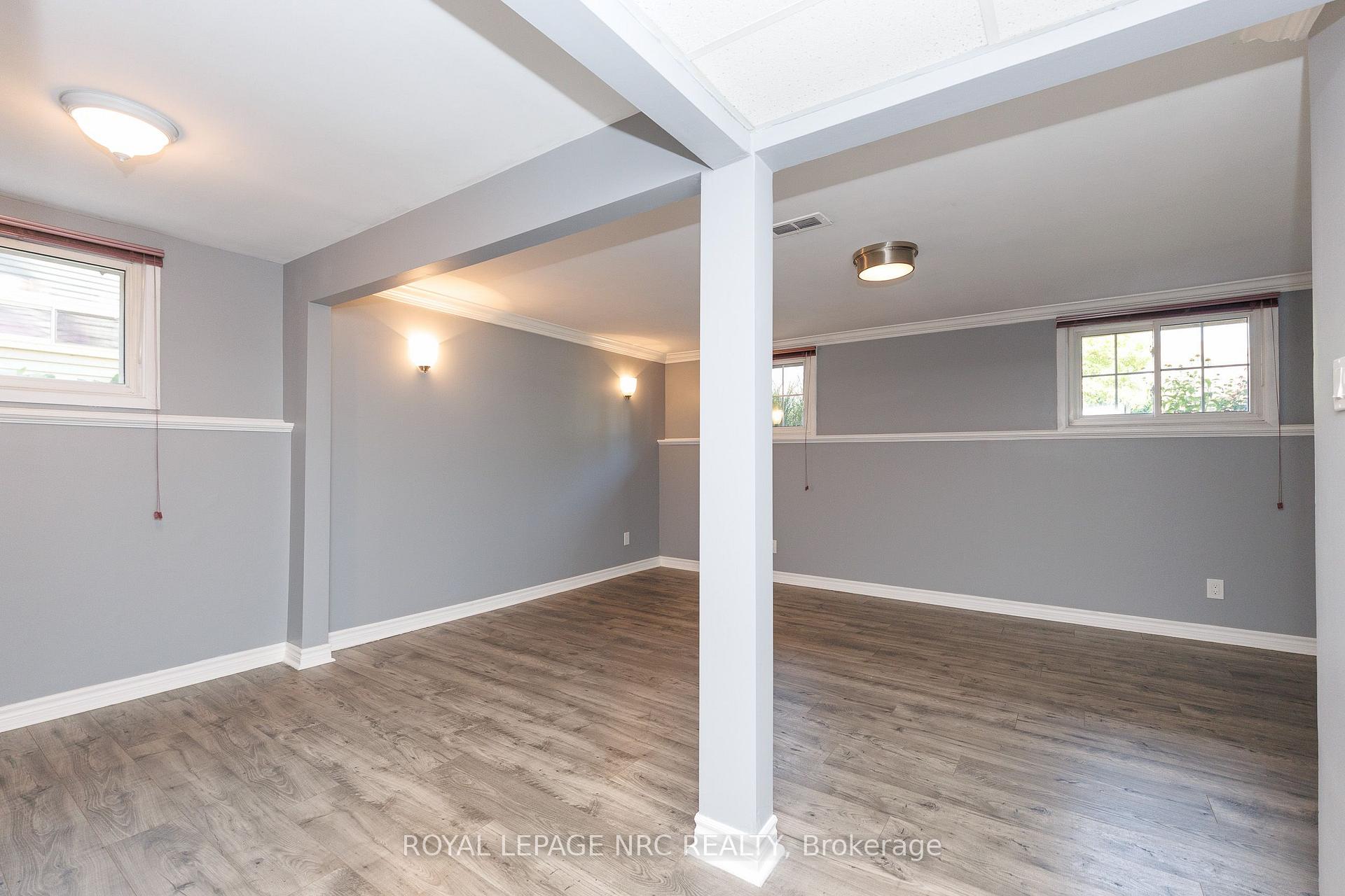 Photo 25 of 12 Willcher Drive, St. Catharines, Lakeshore — HOMEH