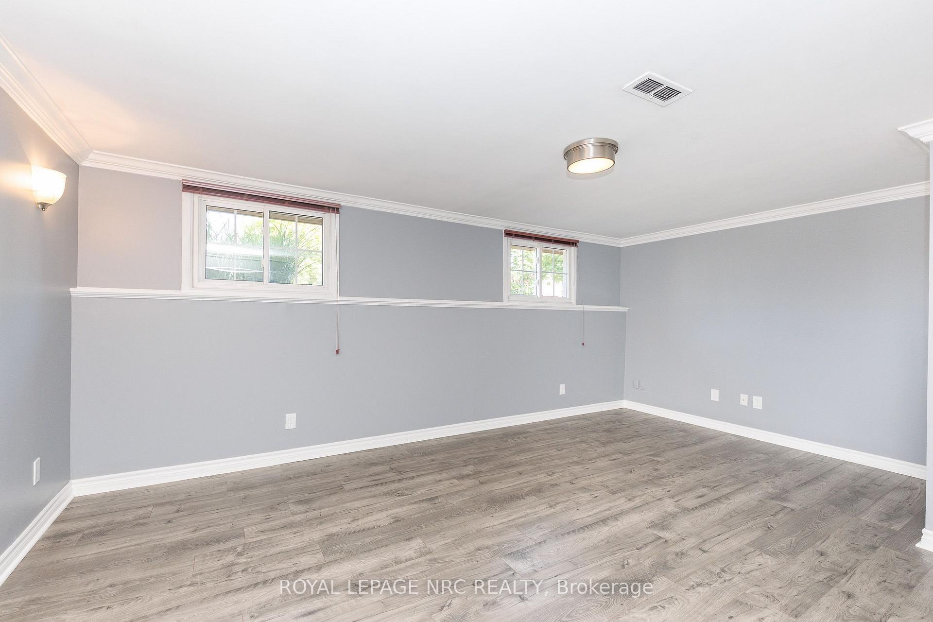 Photo 26 of 12 Willcher Drive, St. Catharines, Lakeshore — HOMEH
