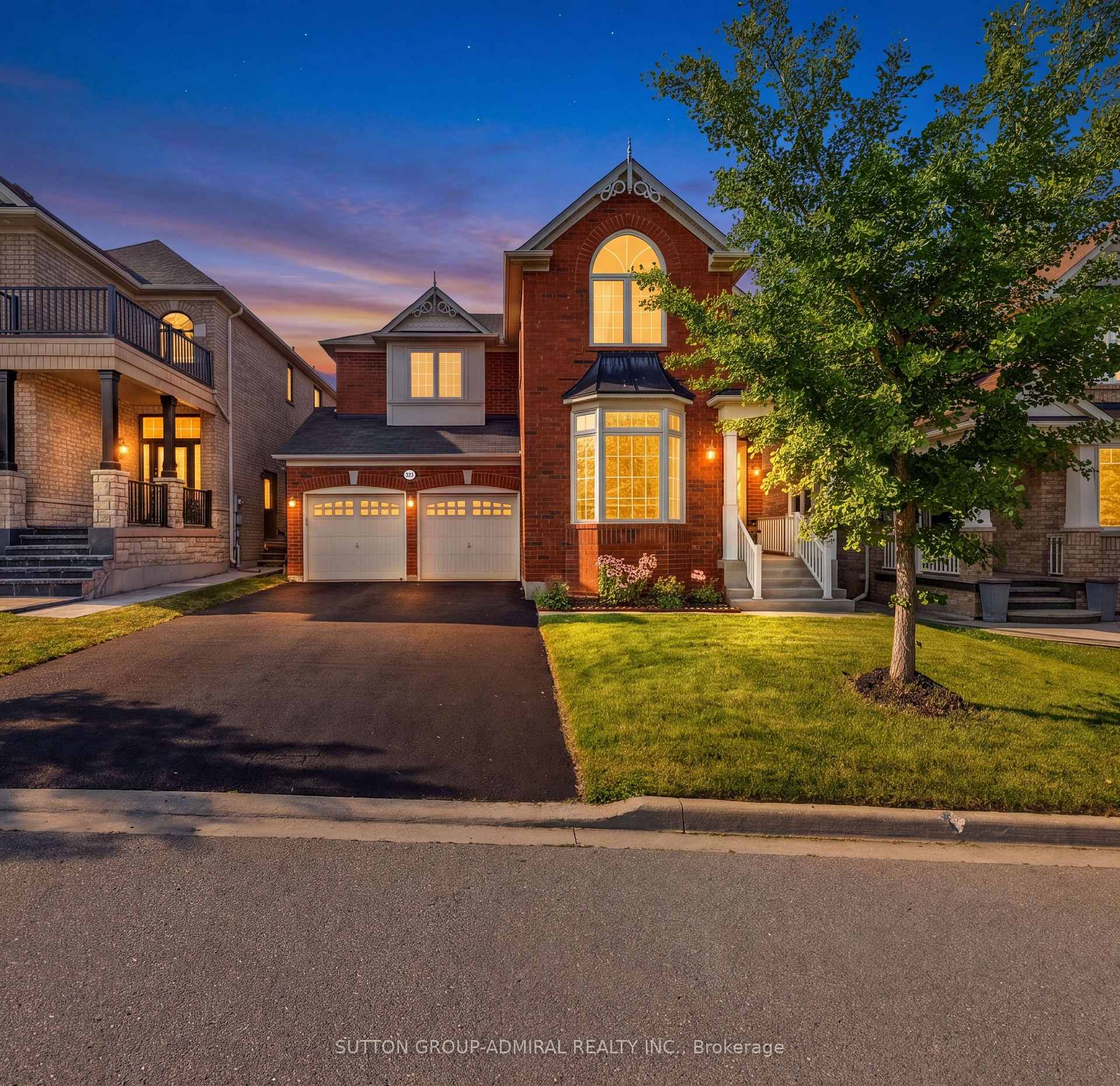 Front of 323 Cheryl Mews Boulevard