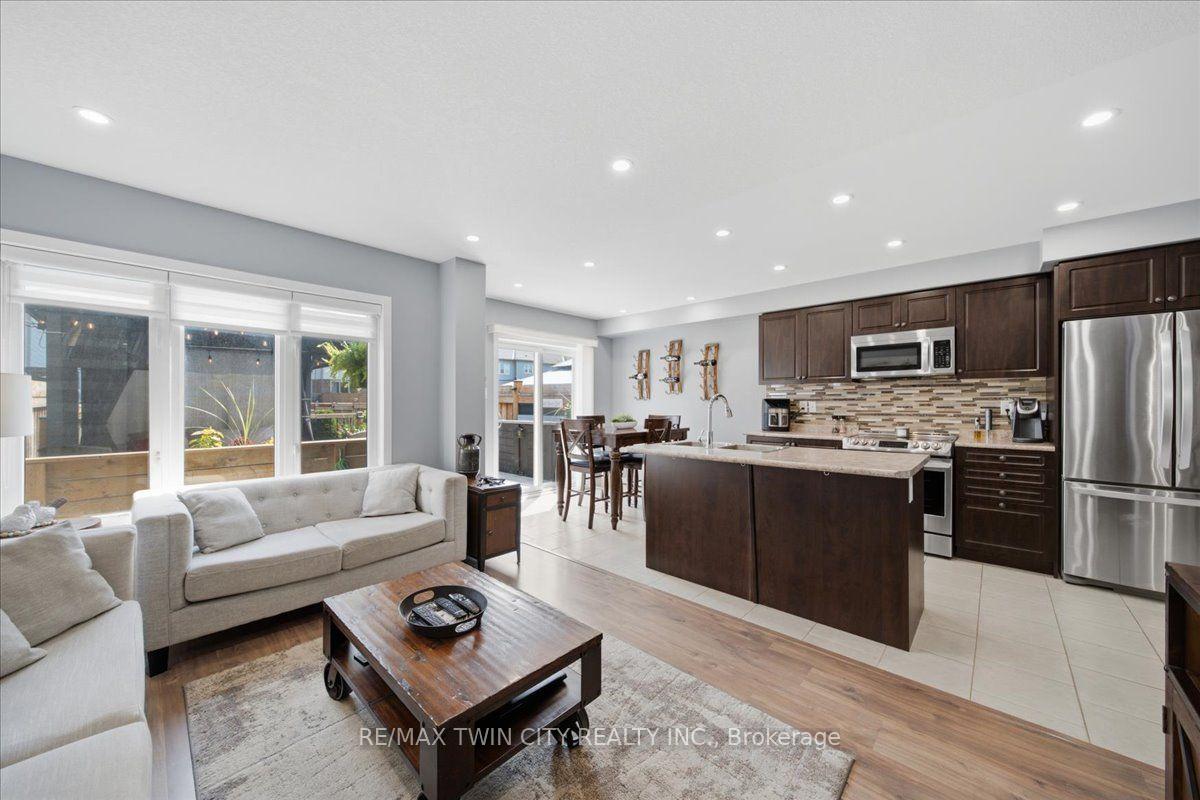 Photo 16 of 115 English Lane, Brantford, Empire South — HOMEH