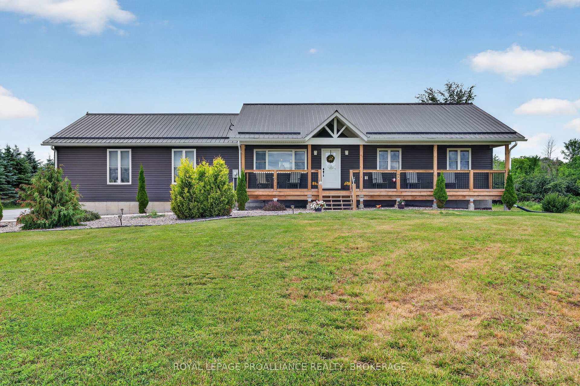 Photo 3 of 3160 McConnell Road, Loyalist, Lennox and Addington - South — HOMEH