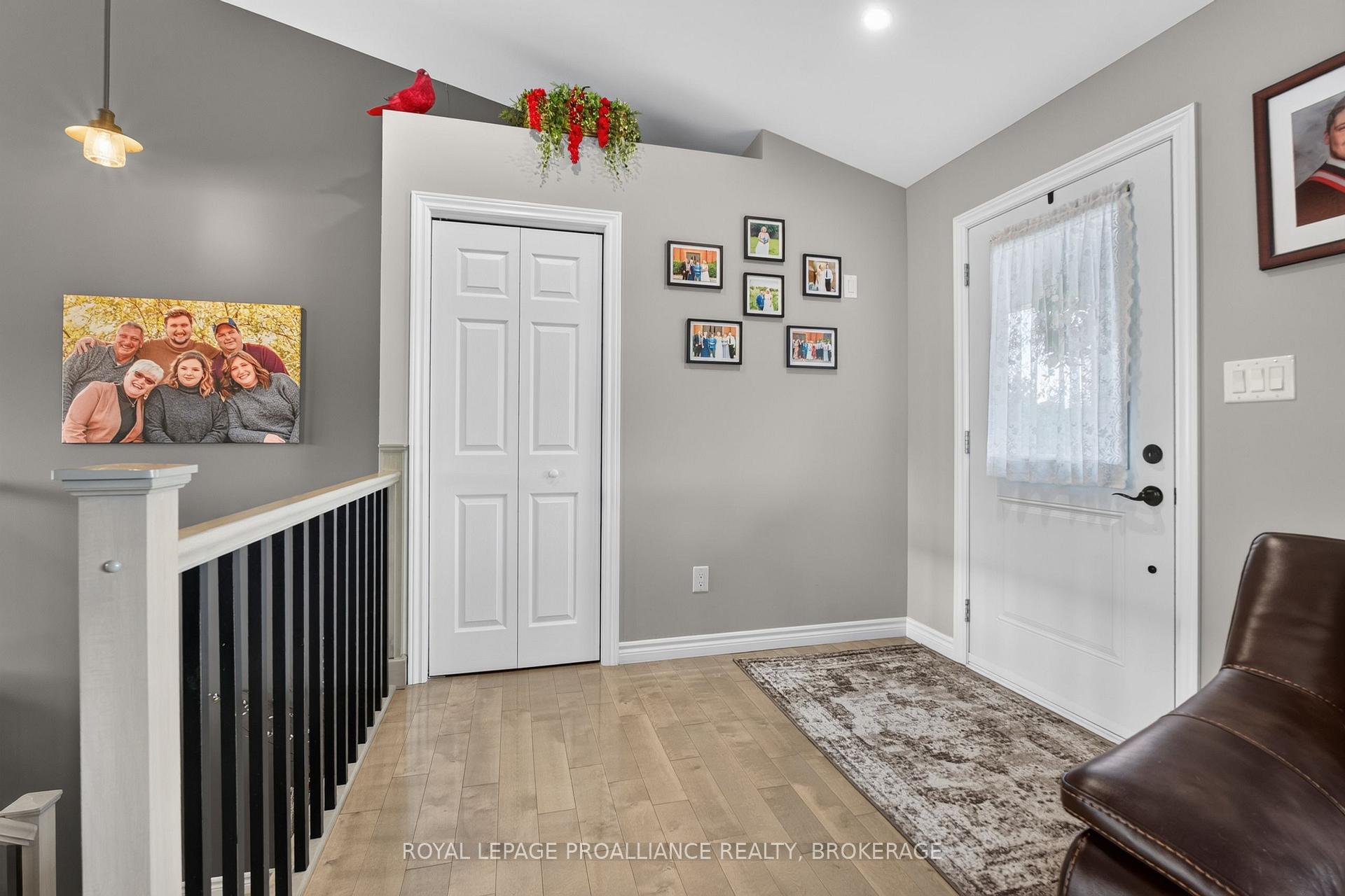 Photo 7 of 3160 McConnell Road, Loyalist, Lennox and Addington - South — HOMEH