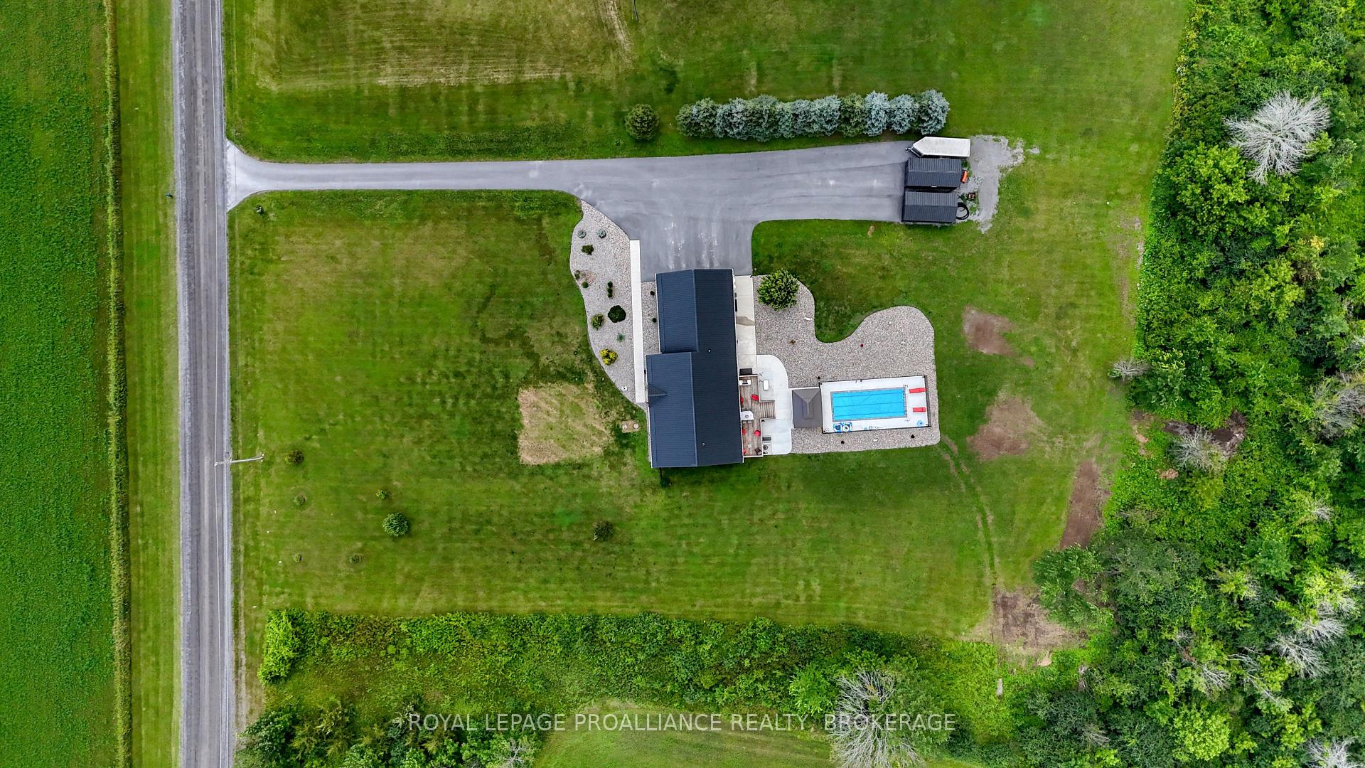 Photo 47 of 3160 McConnell Road, Loyalist, Lennox and Addington - South — HOMEH