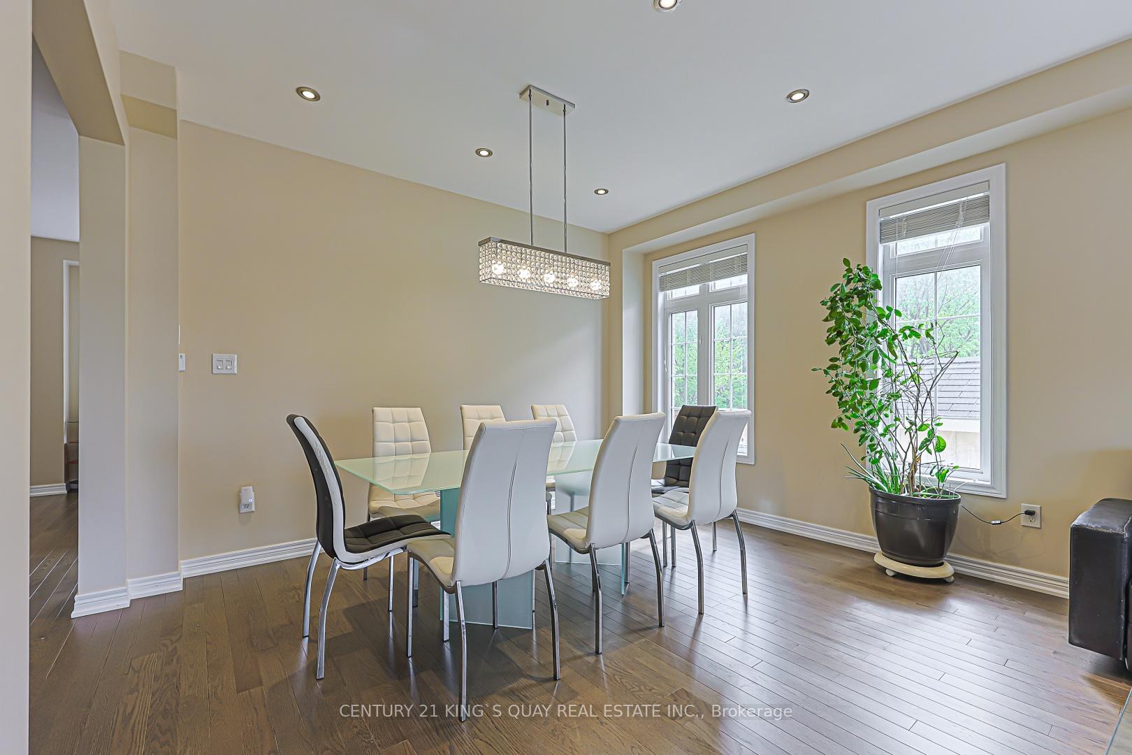 Photo 4 of 1 Bloom Street, Markham, Cornell — HOMEH