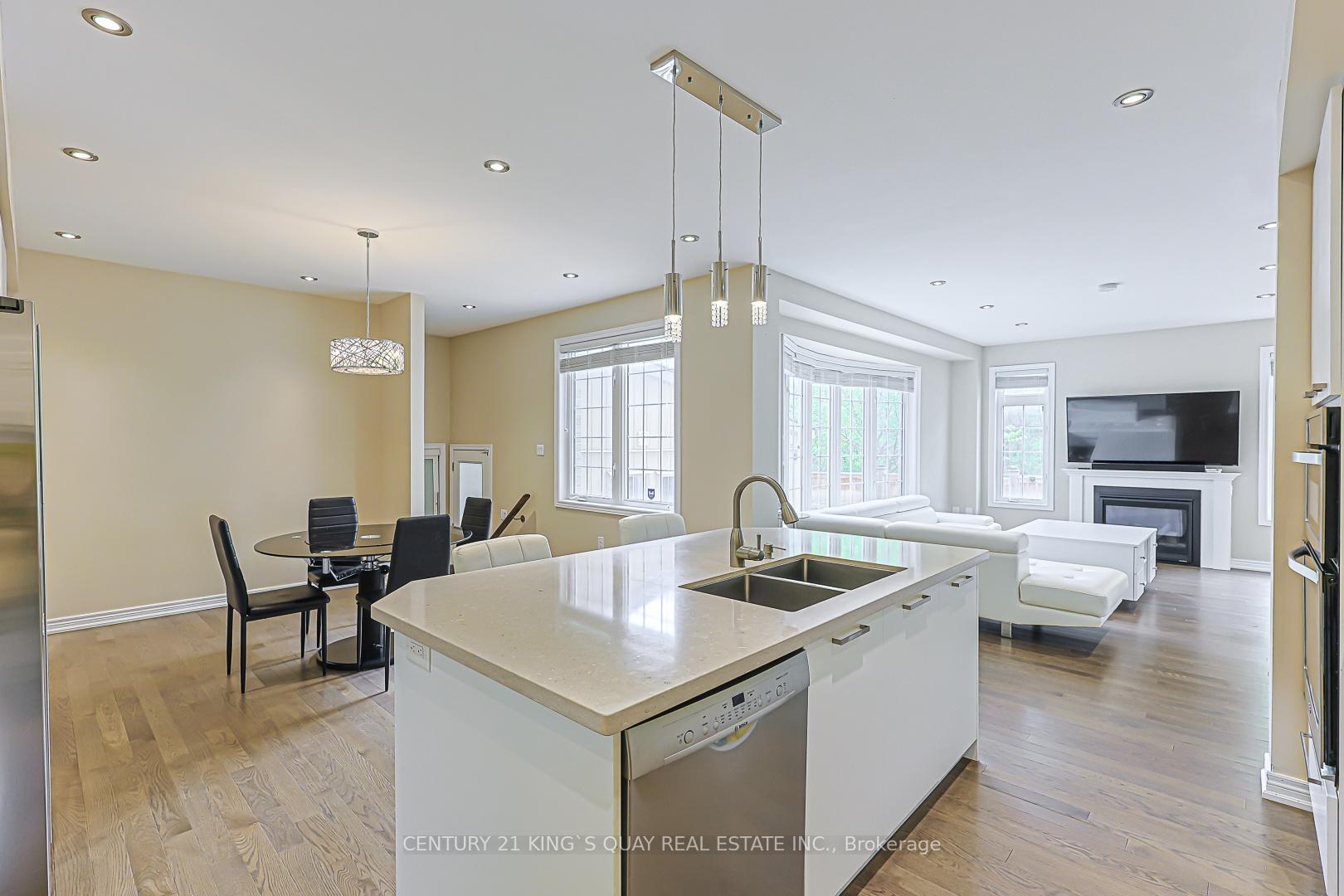 Photo 9 of 1 Bloom Street, Markham, Cornell — HOMEH