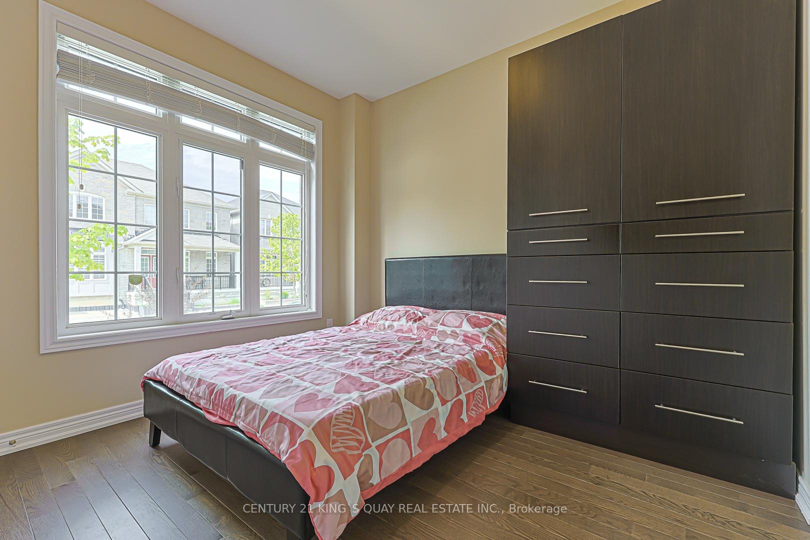 Photo 10 of 1 Bloom Street, Markham, Cornell — HOMEH