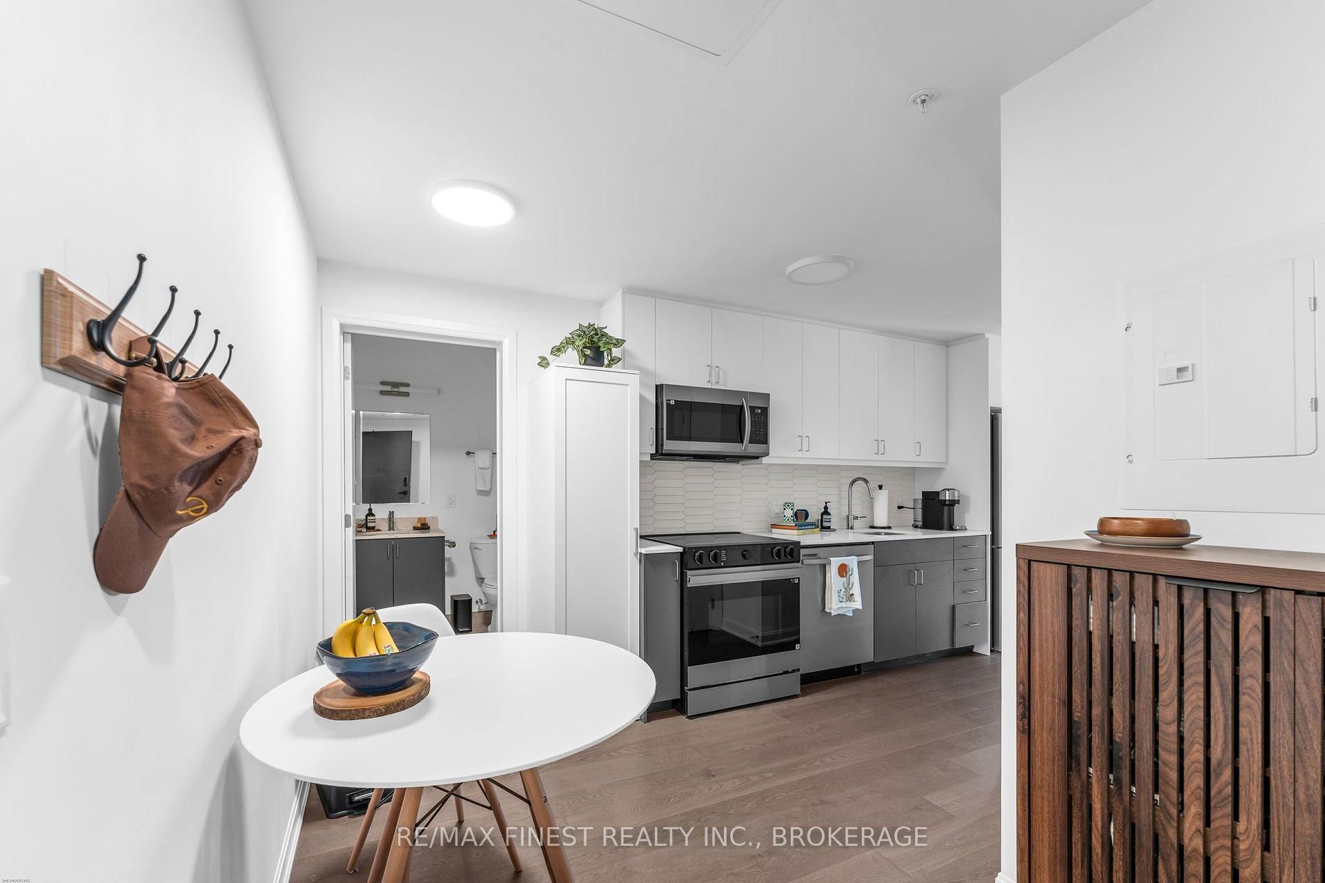 Photo 14 of Unit 801, 223 Princess Street, Kingston, East of Sir John A. Blvd — HOMEH
