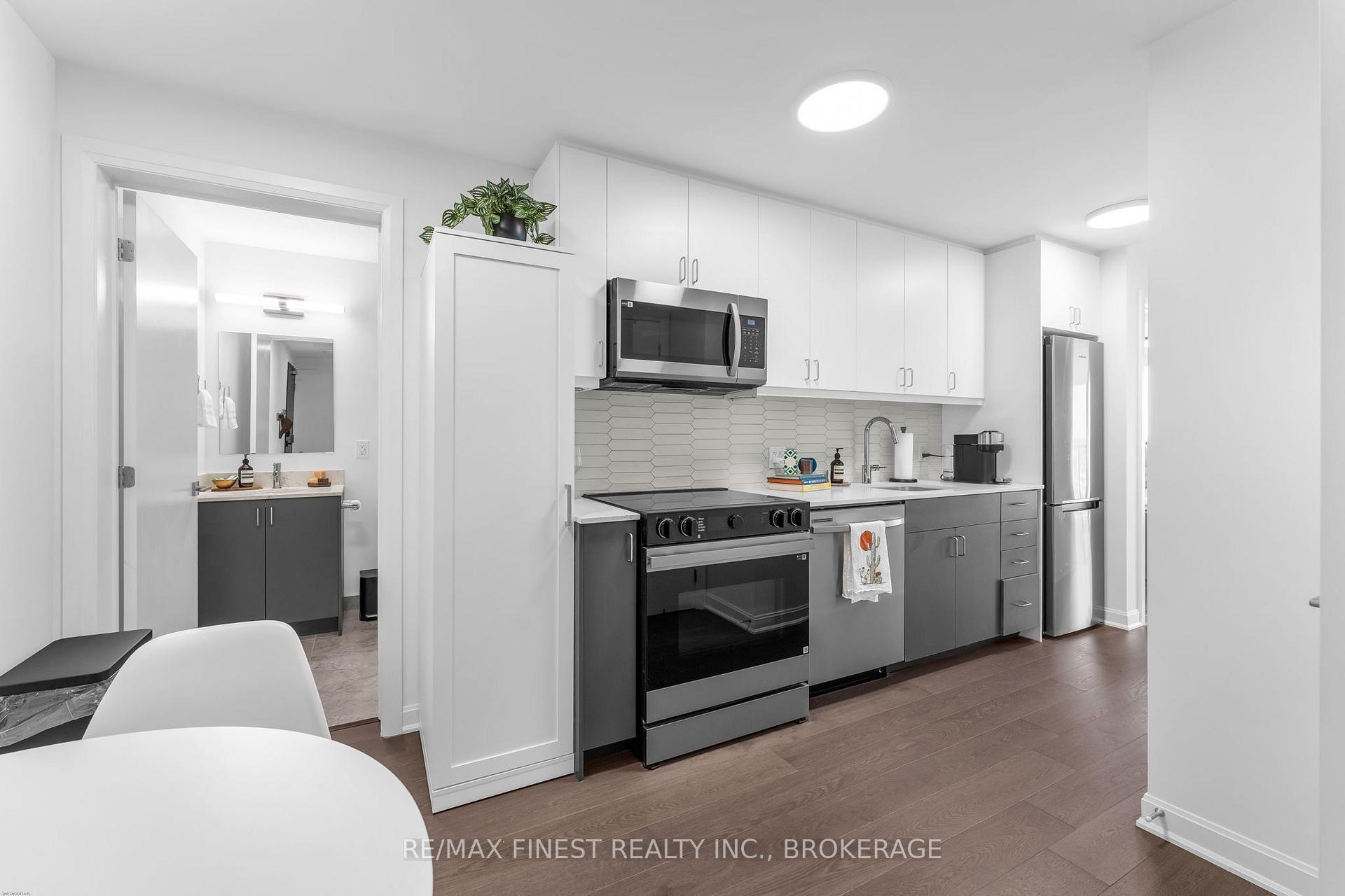 Photo 15 of Unit 801, 223 Princess Street, Kingston, East of Sir John A. Blvd — HOMEH