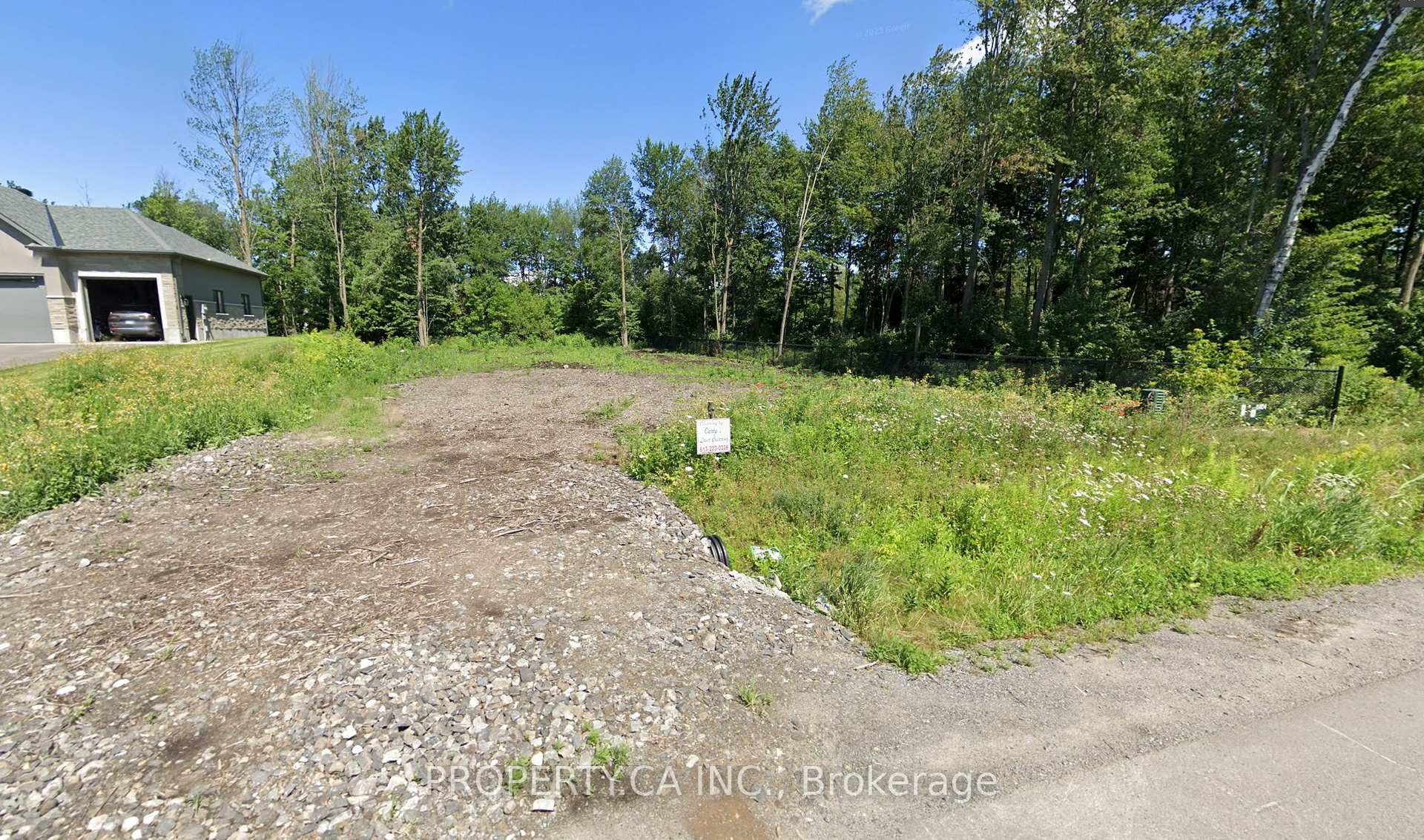Photo 3 of 439 Shoreway Drive, Ottawa, Greely — HOMEH