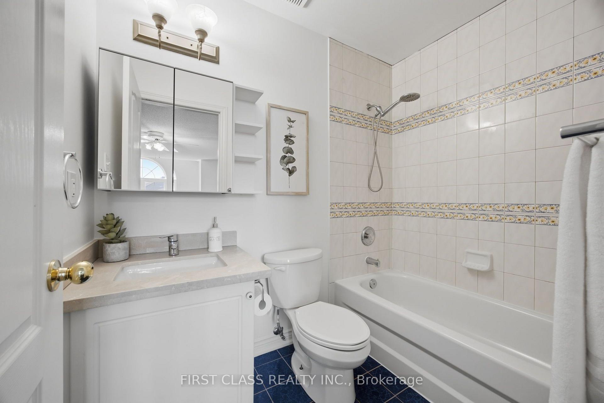 Photo 25 of 99 Nottingham Drive, Richmond Hill, Westbrook — HOMEH