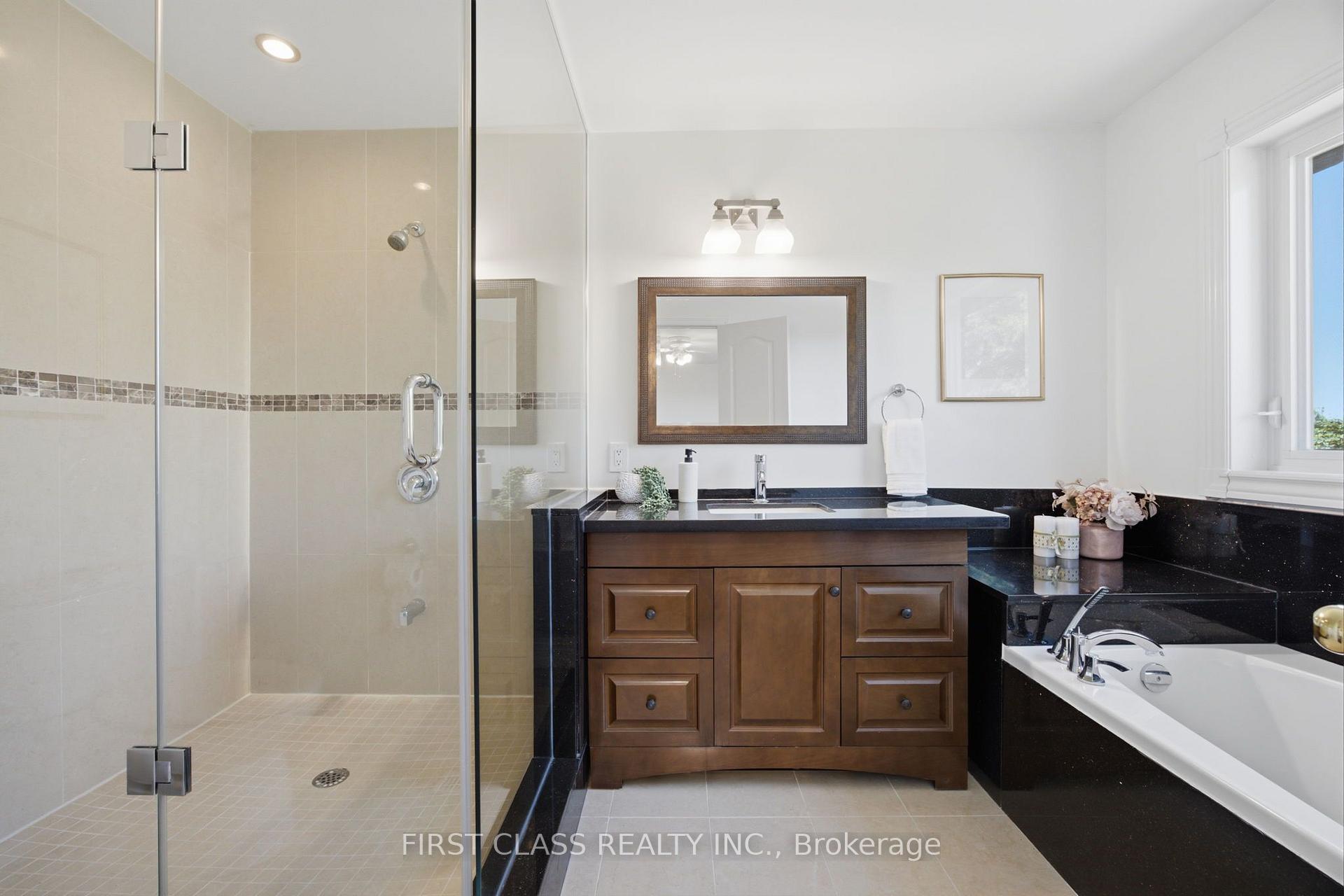Photo 33 of 99 Nottingham Drive, Richmond Hill, Westbrook — HOMEH