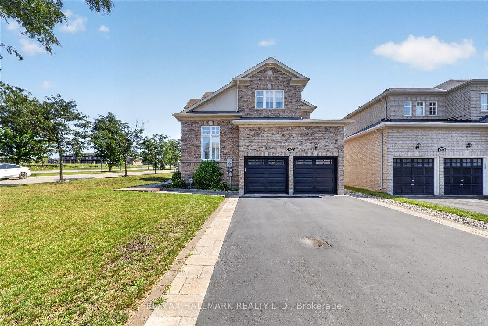 Photo 6 of 824 Black Cherry Drive, Oshawa, Taunton — HOMEH