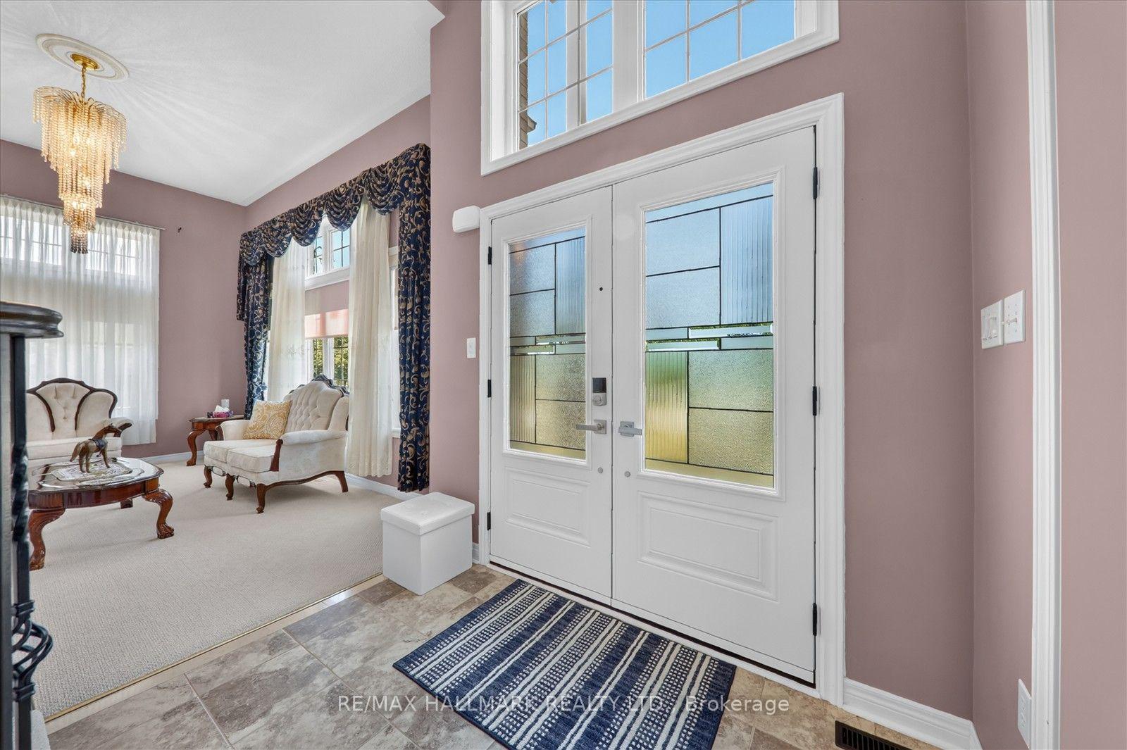 Photo 8 of 824 Black Cherry Drive, Oshawa, Taunton — HOMEH