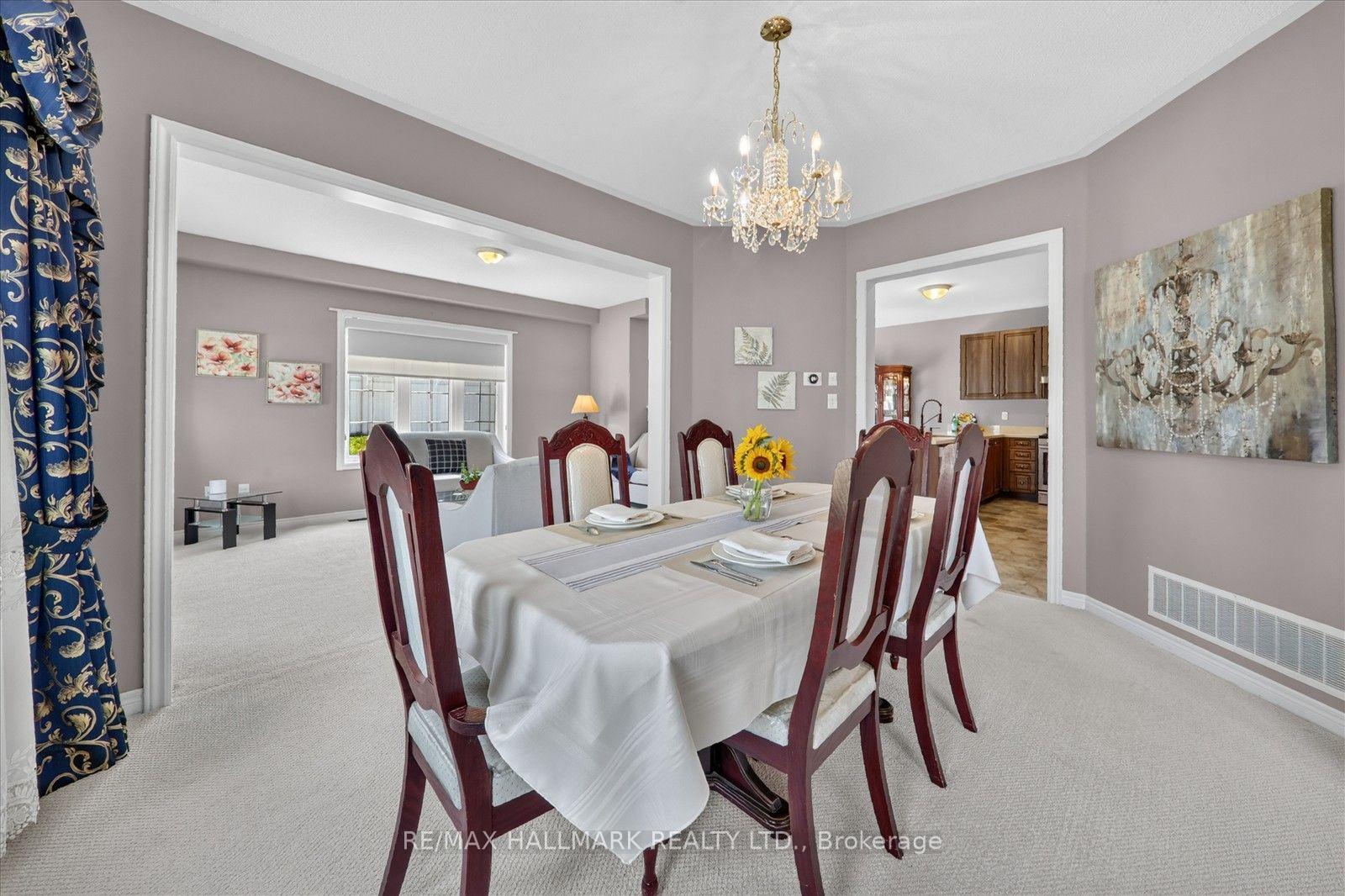 Photo 12 of 824 Black Cherry Drive, Oshawa, Taunton — HOMEH