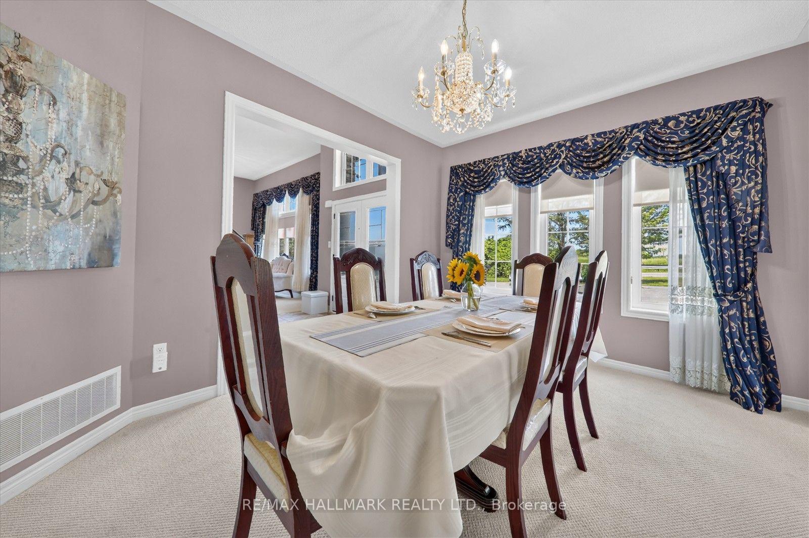 Photo 14 of 824 Black Cherry Drive, Oshawa, Taunton — HOMEH