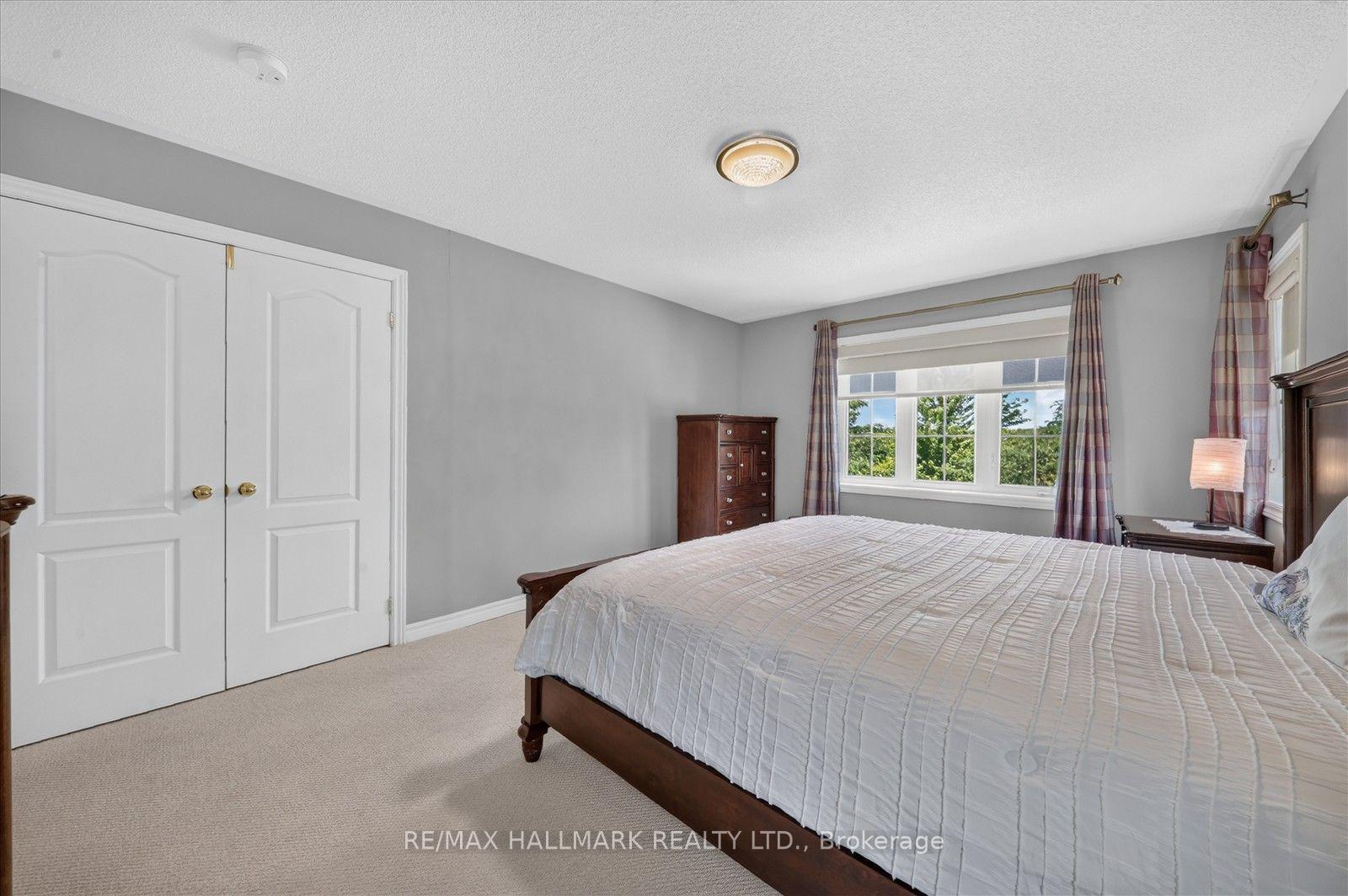 Photo 31 of 824 Black Cherry Drive, Oshawa, Taunton — HOMEH