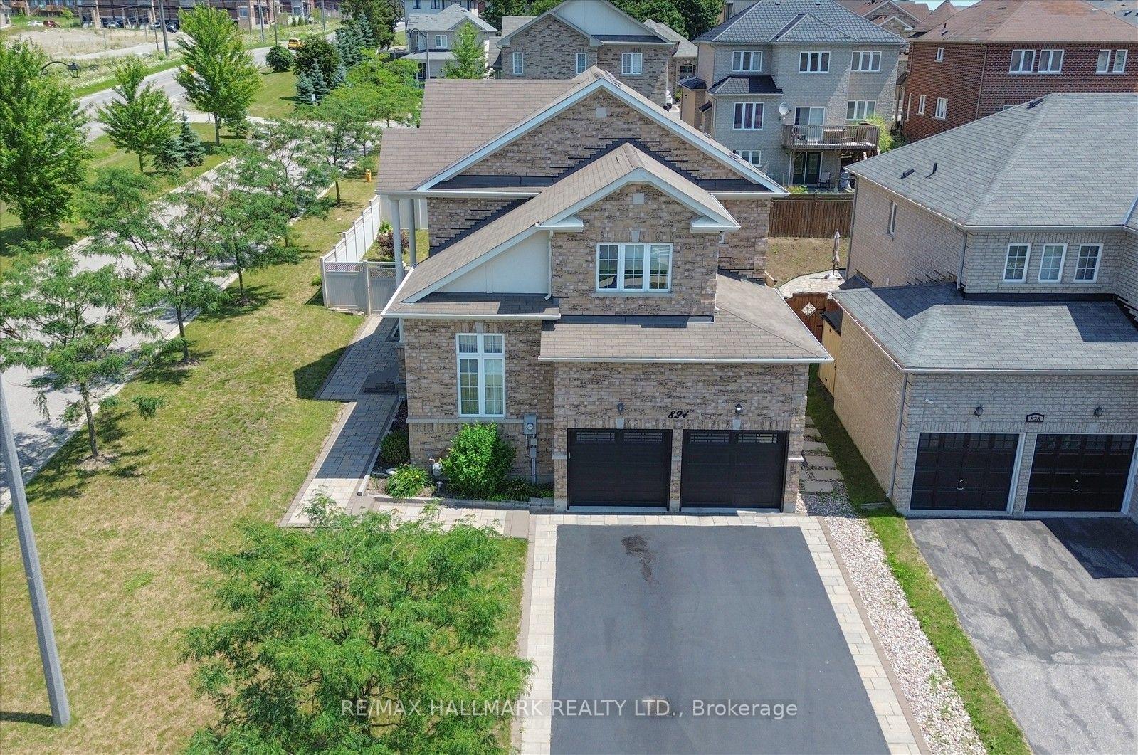 Photo 46 of 824 Black Cherry Drive, Oshawa, Taunton — HOMEH