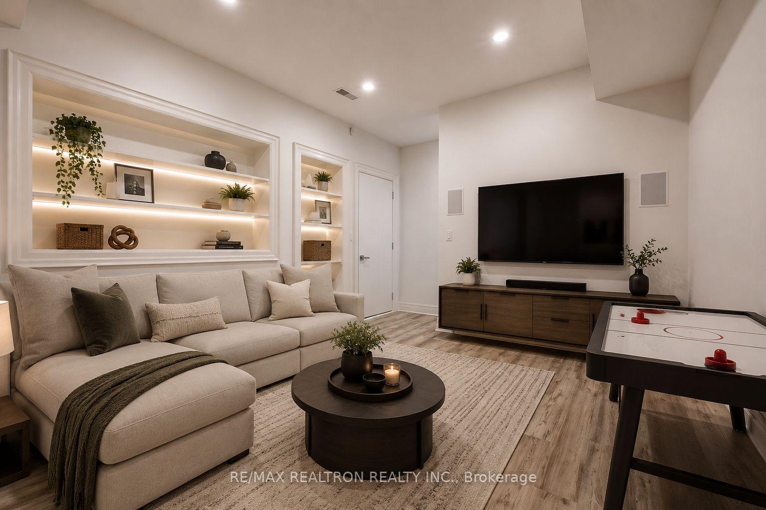 Photo 25 of 7 Louise Avenue, Toronto, Humewood-Cedarvale — HOMEH
